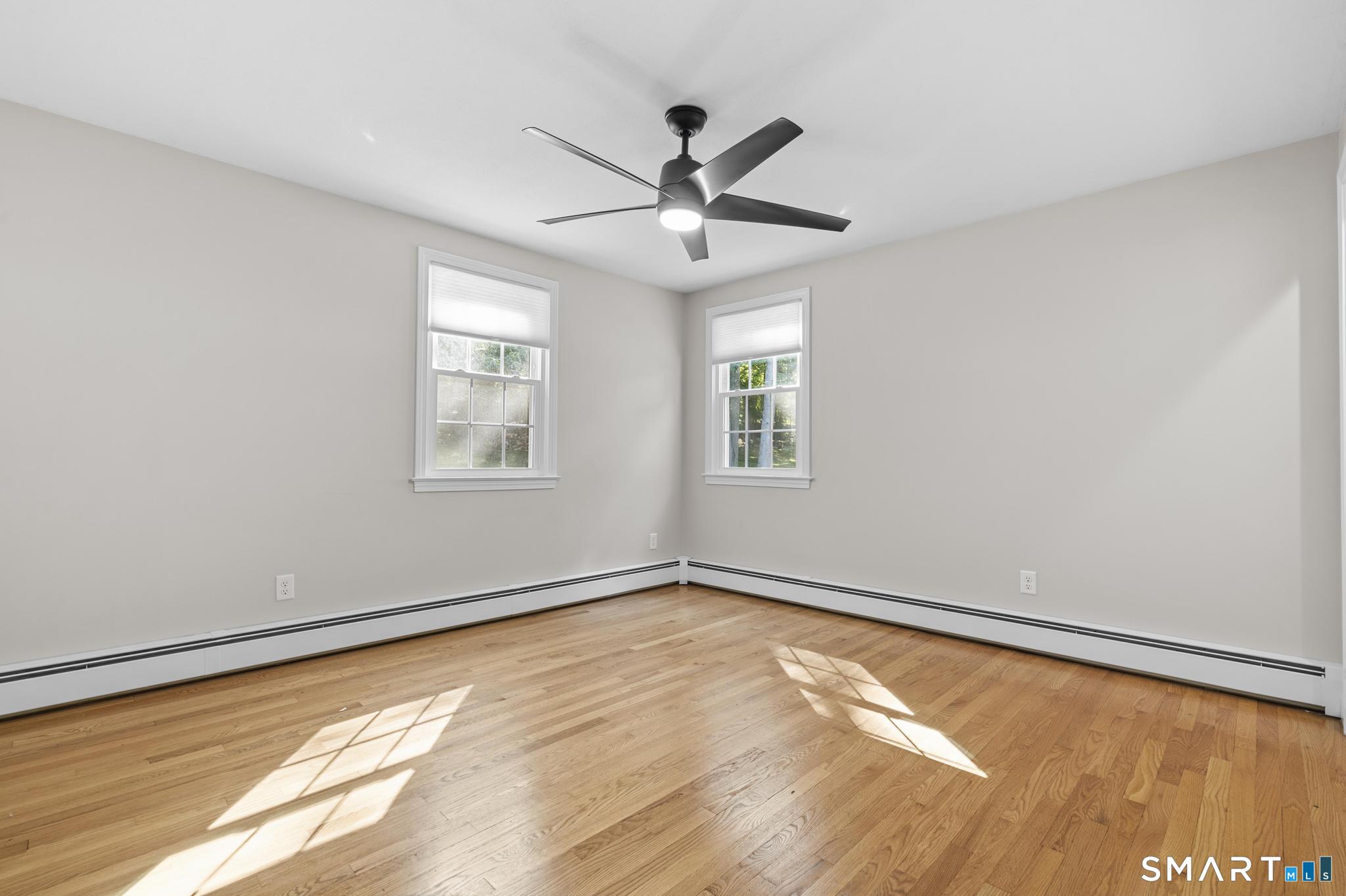 370 Woodland Street Property Photo 26