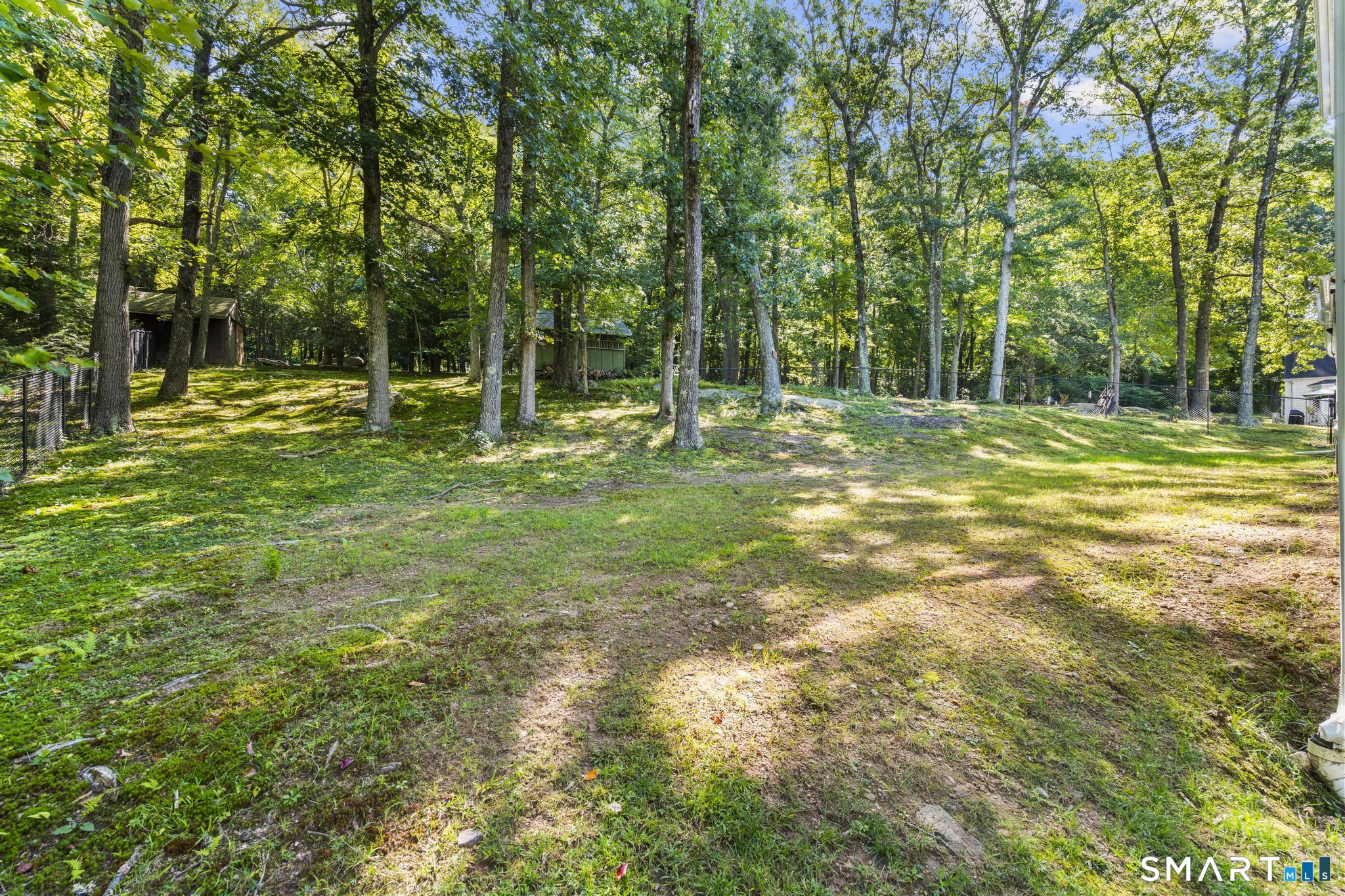 370 Woodland Street Property Photo 35