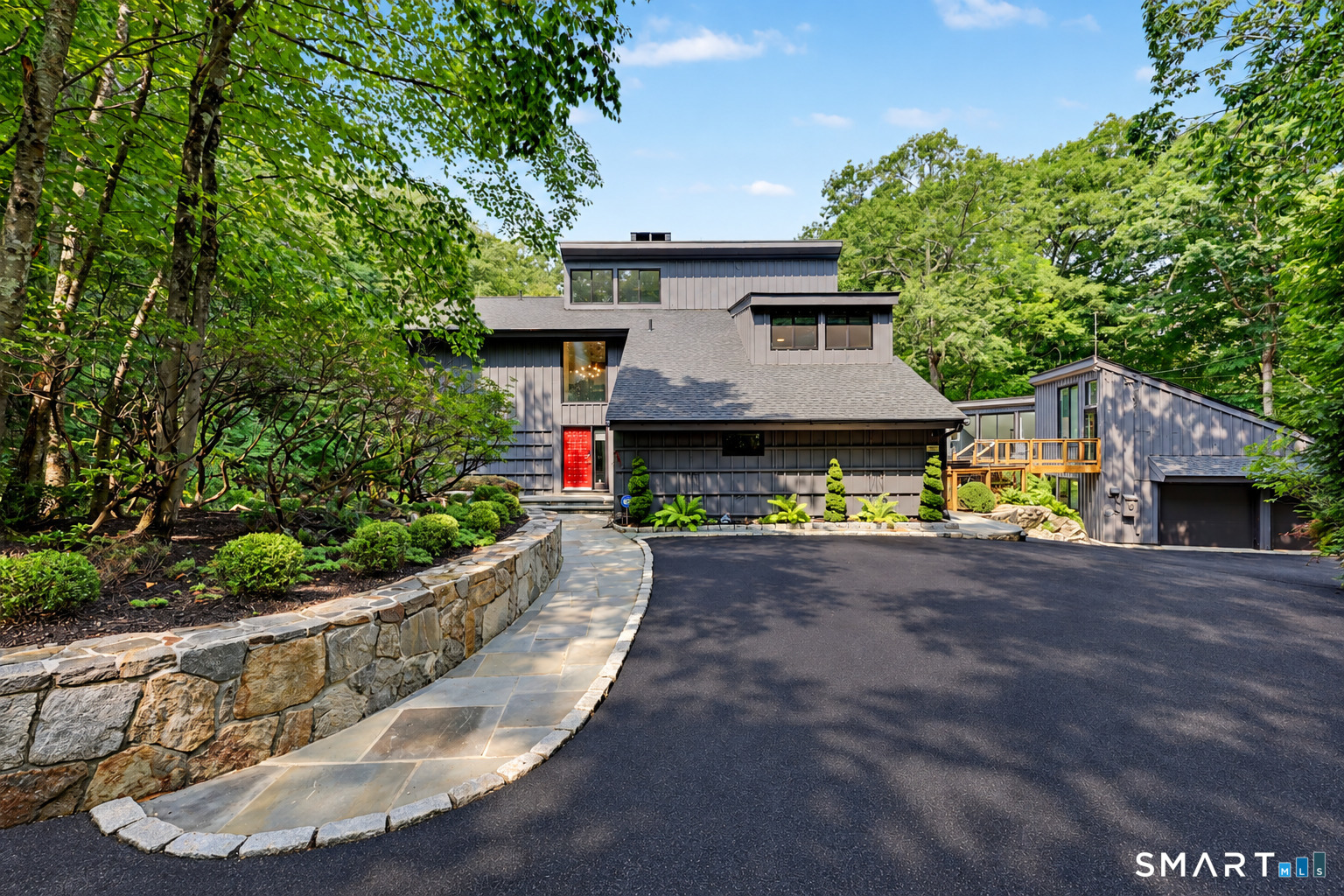 24205321 Property Photo 2
