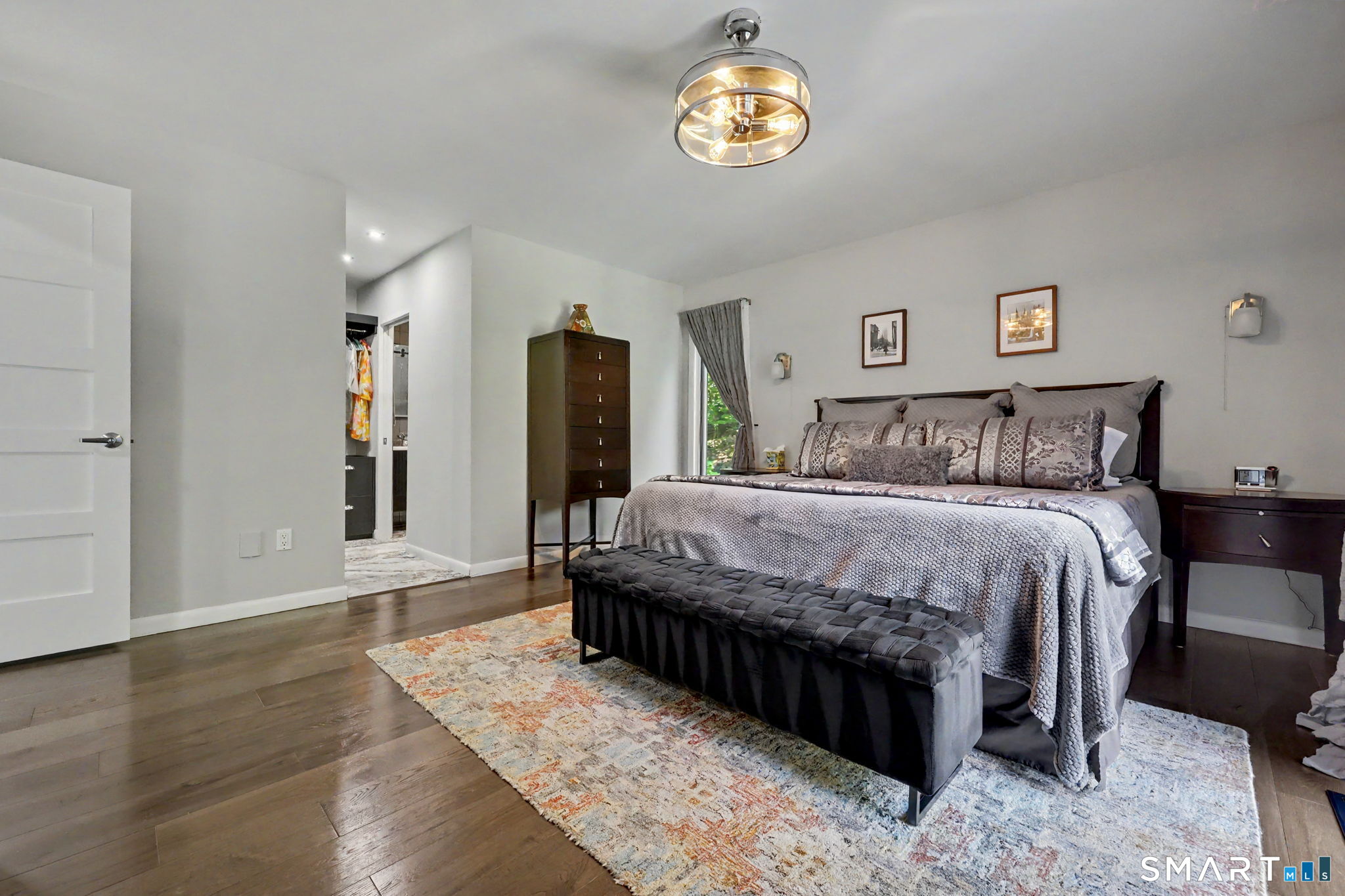 24205321 Property Photo 4