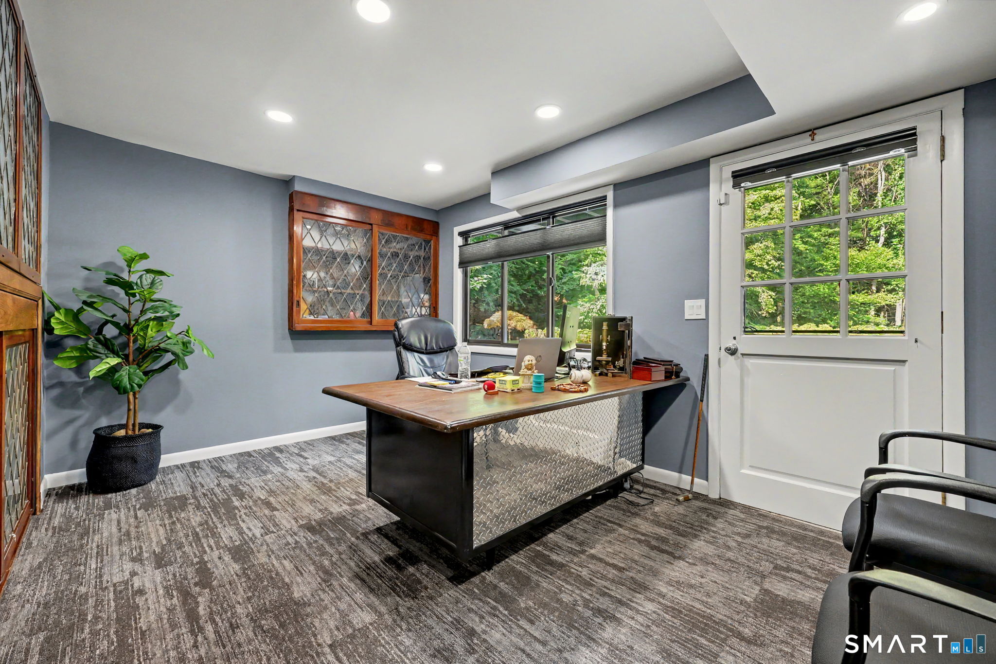 24205321 Property Photo 28