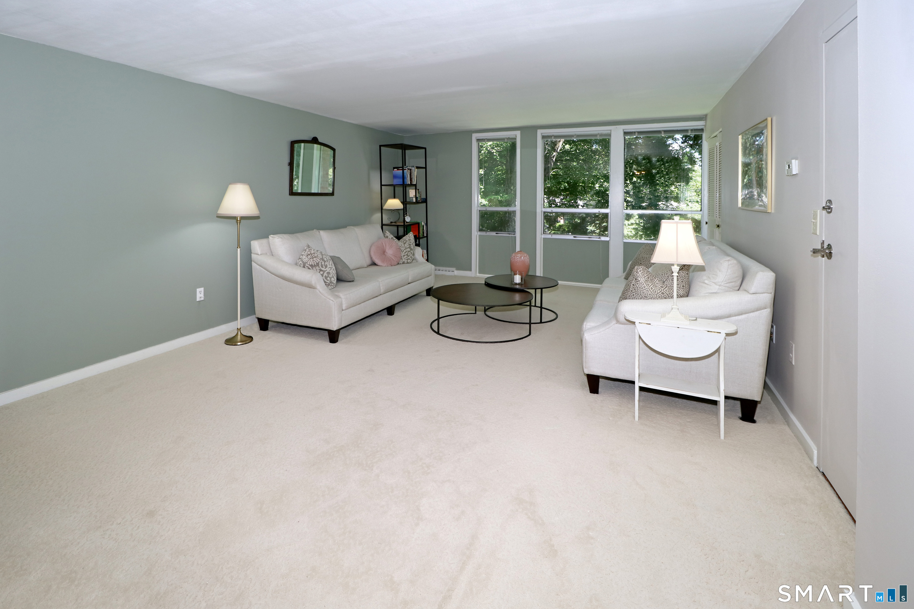 160 Fairfield Woods 48 Road Property Photo 6