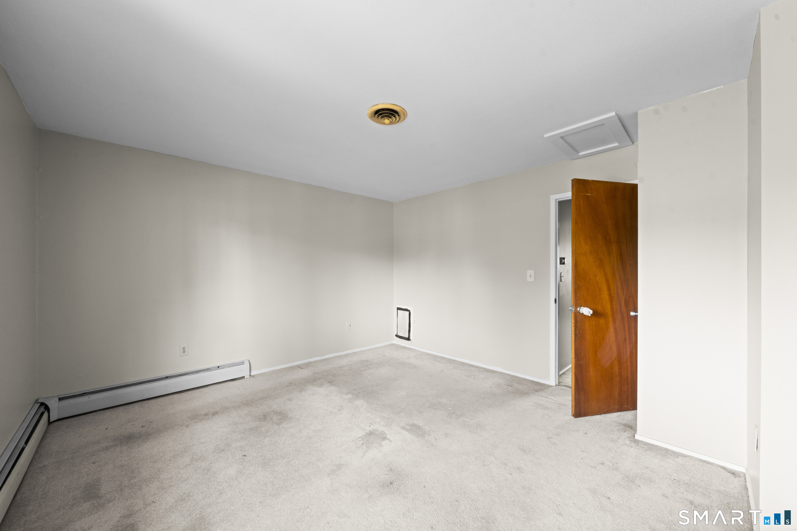 229 Wintonbury 1 Avenue Property Photo 13