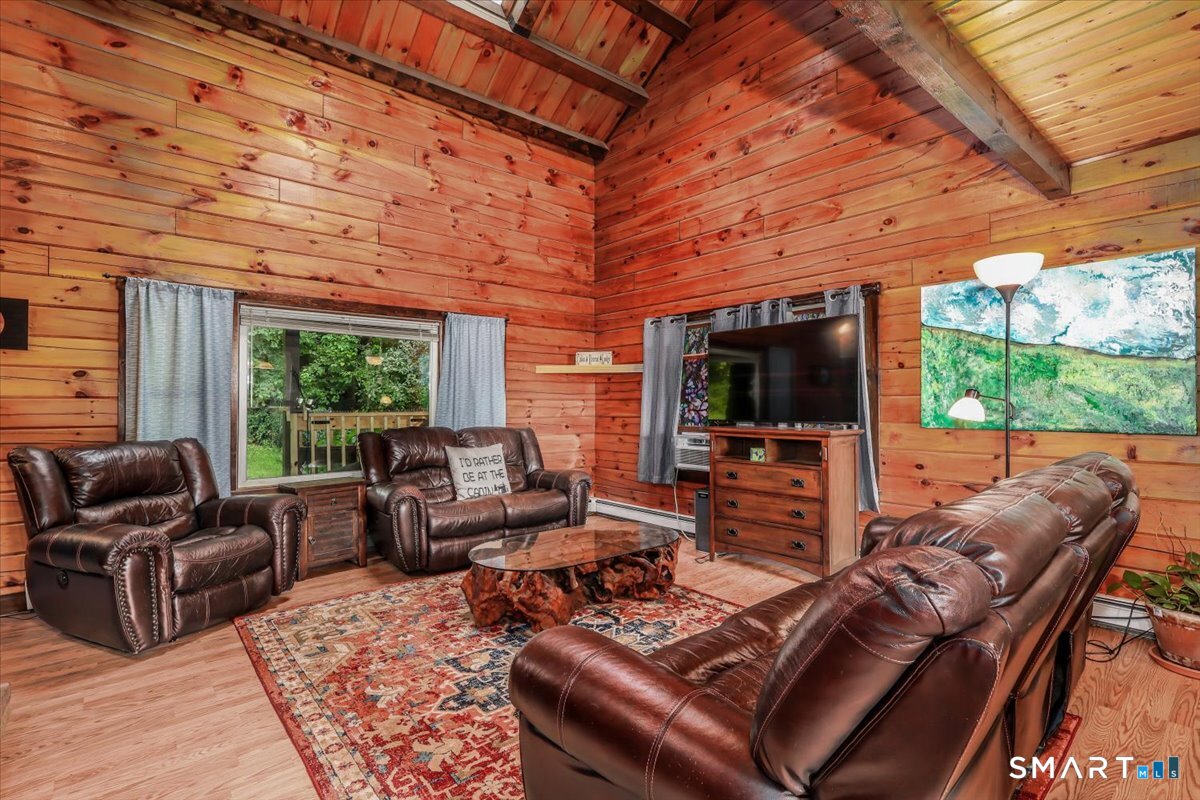 7 High Meadow Road Property Photo 4