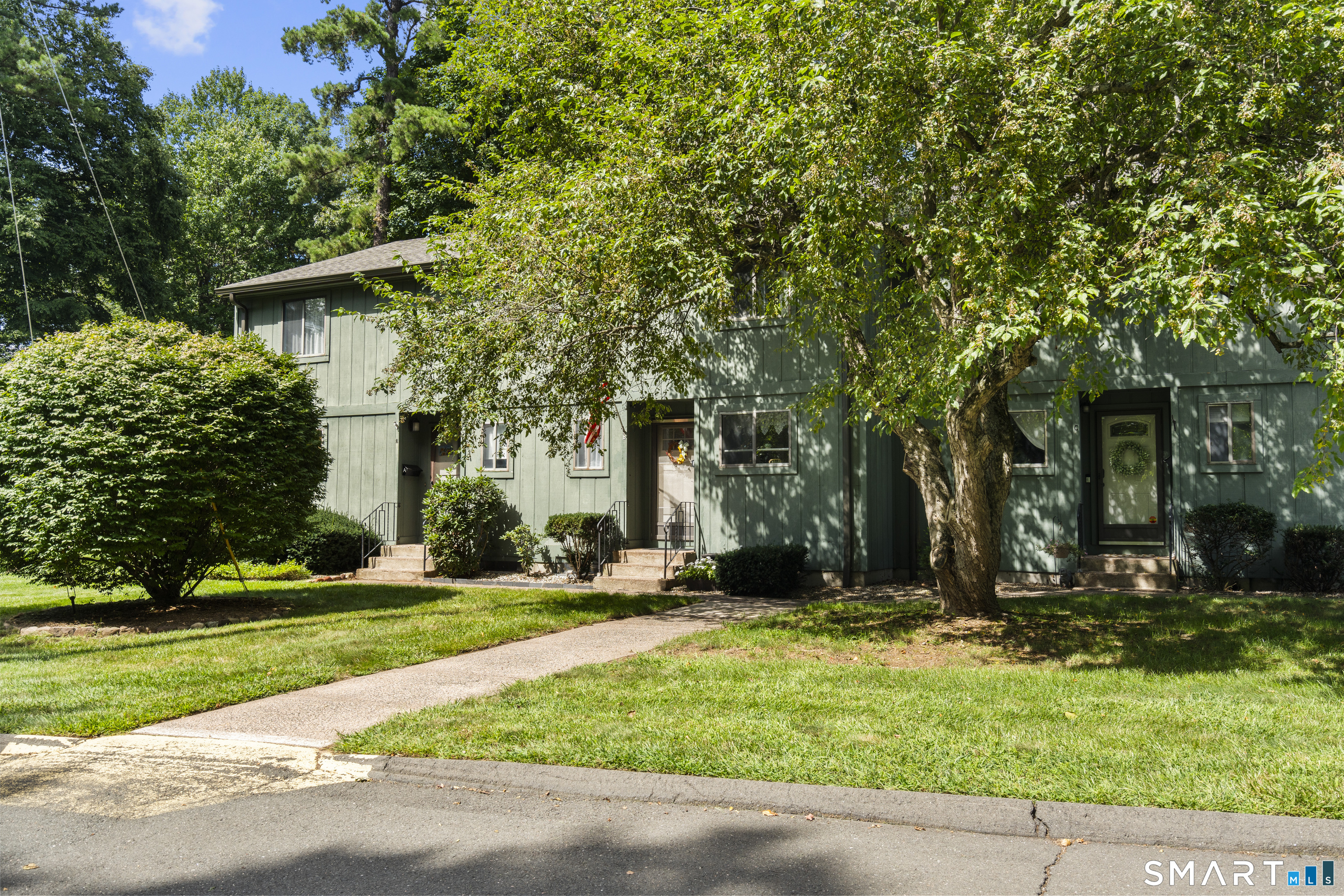 128 Highland B Street Property Photo 2