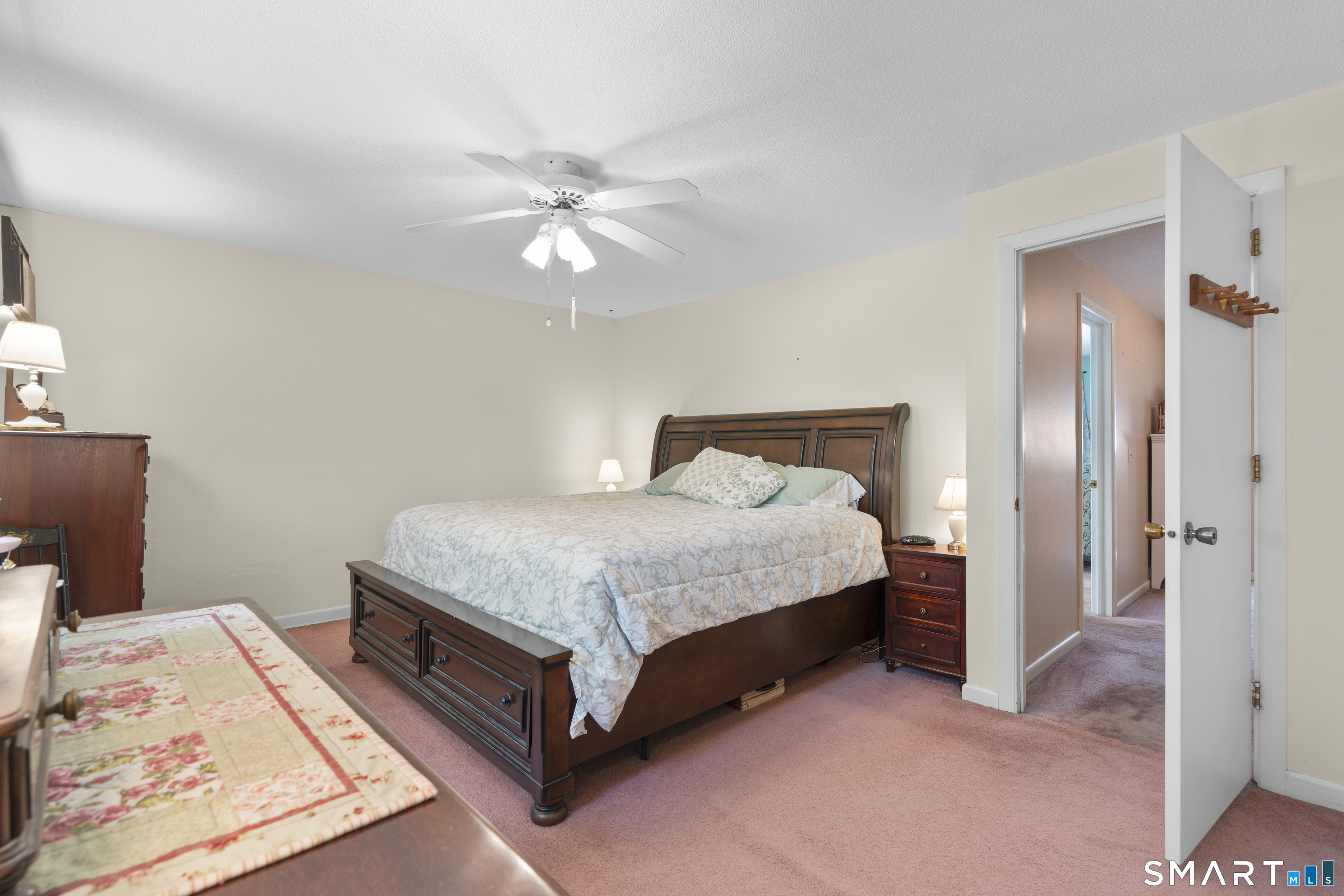 128 Highland B Street Property Photo 11