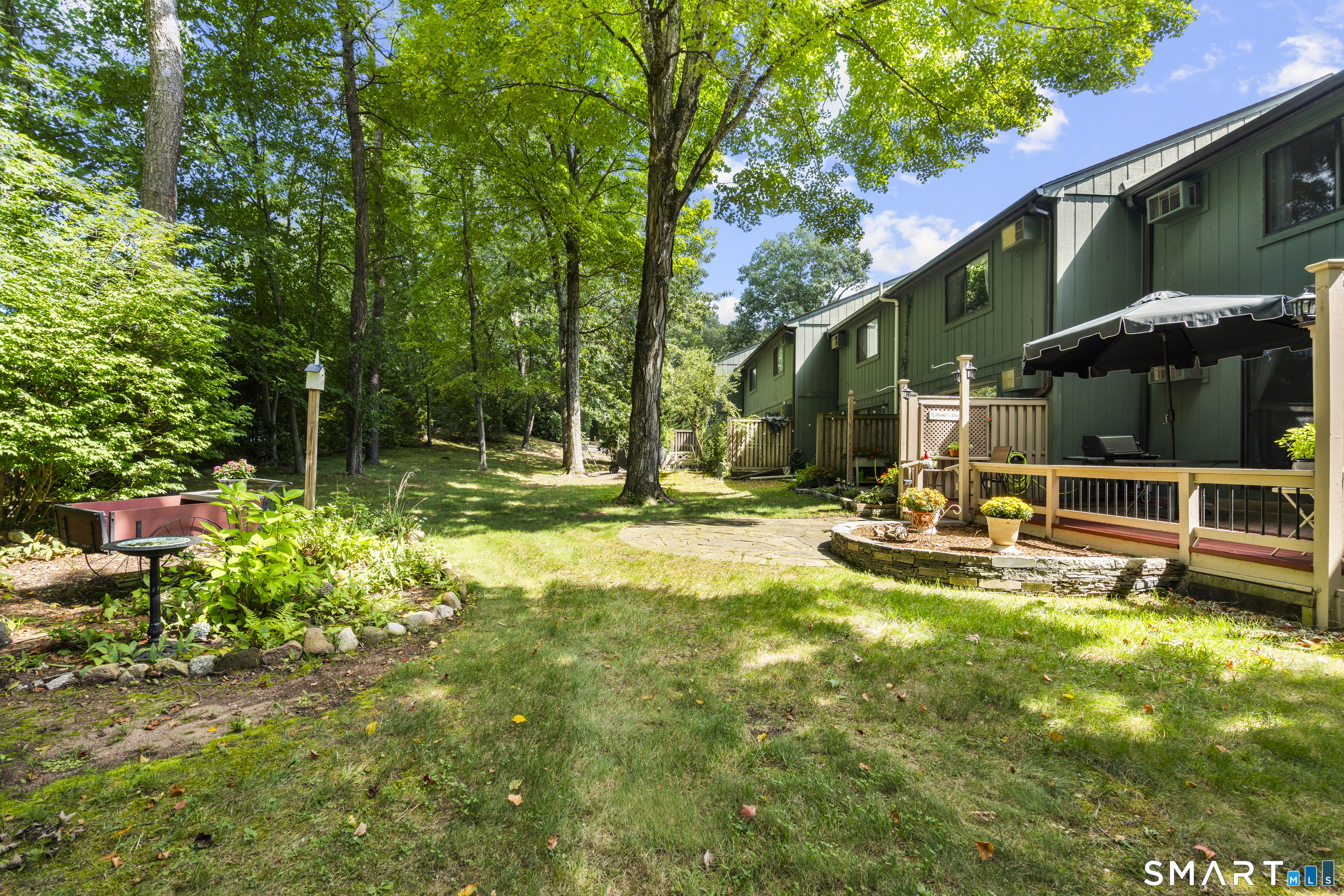 128 Highland B Street Property Photo 17
