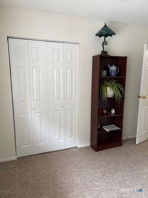33 Essex 33 Court Property Photo 15