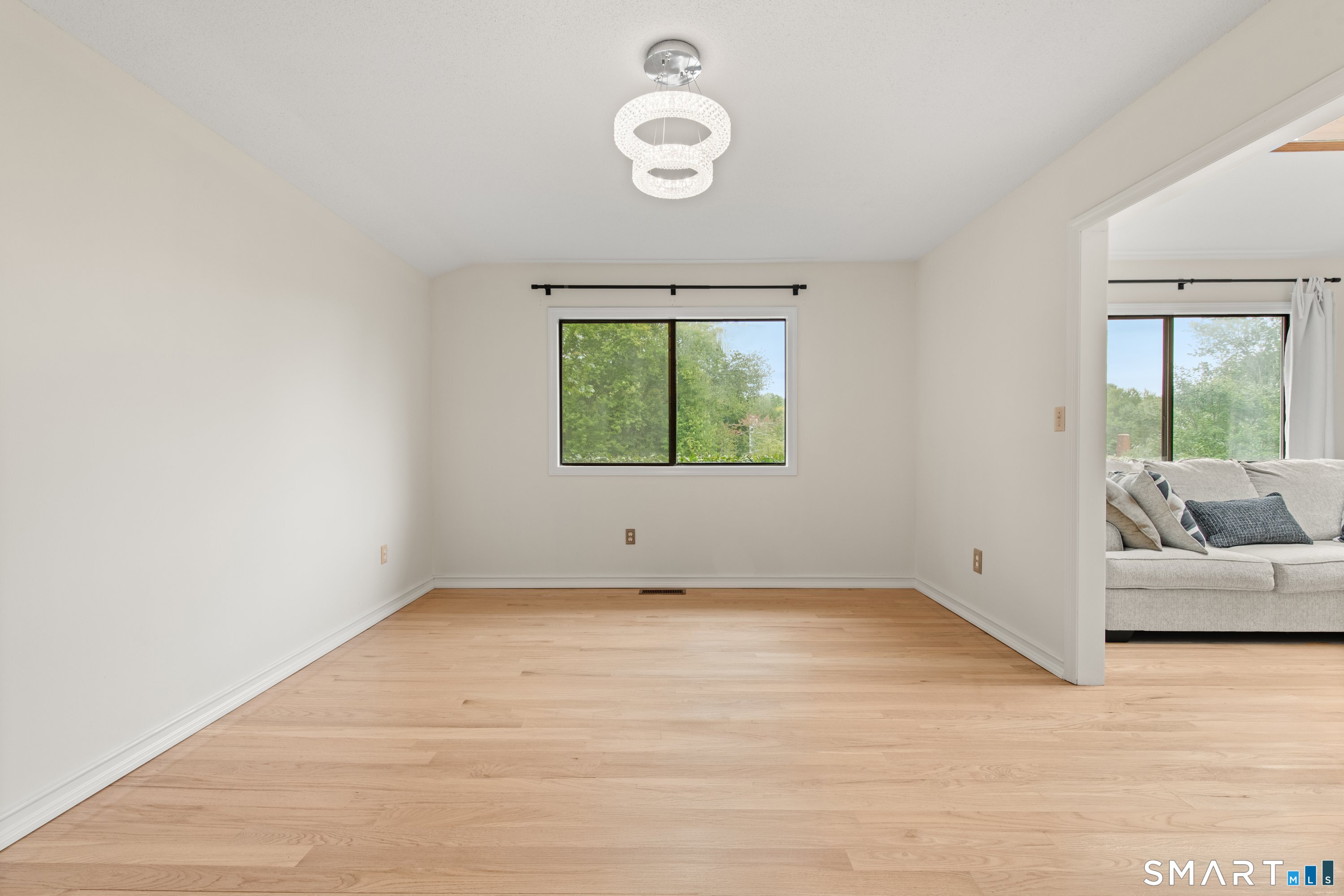 223 Sterling Road Property Photo 8