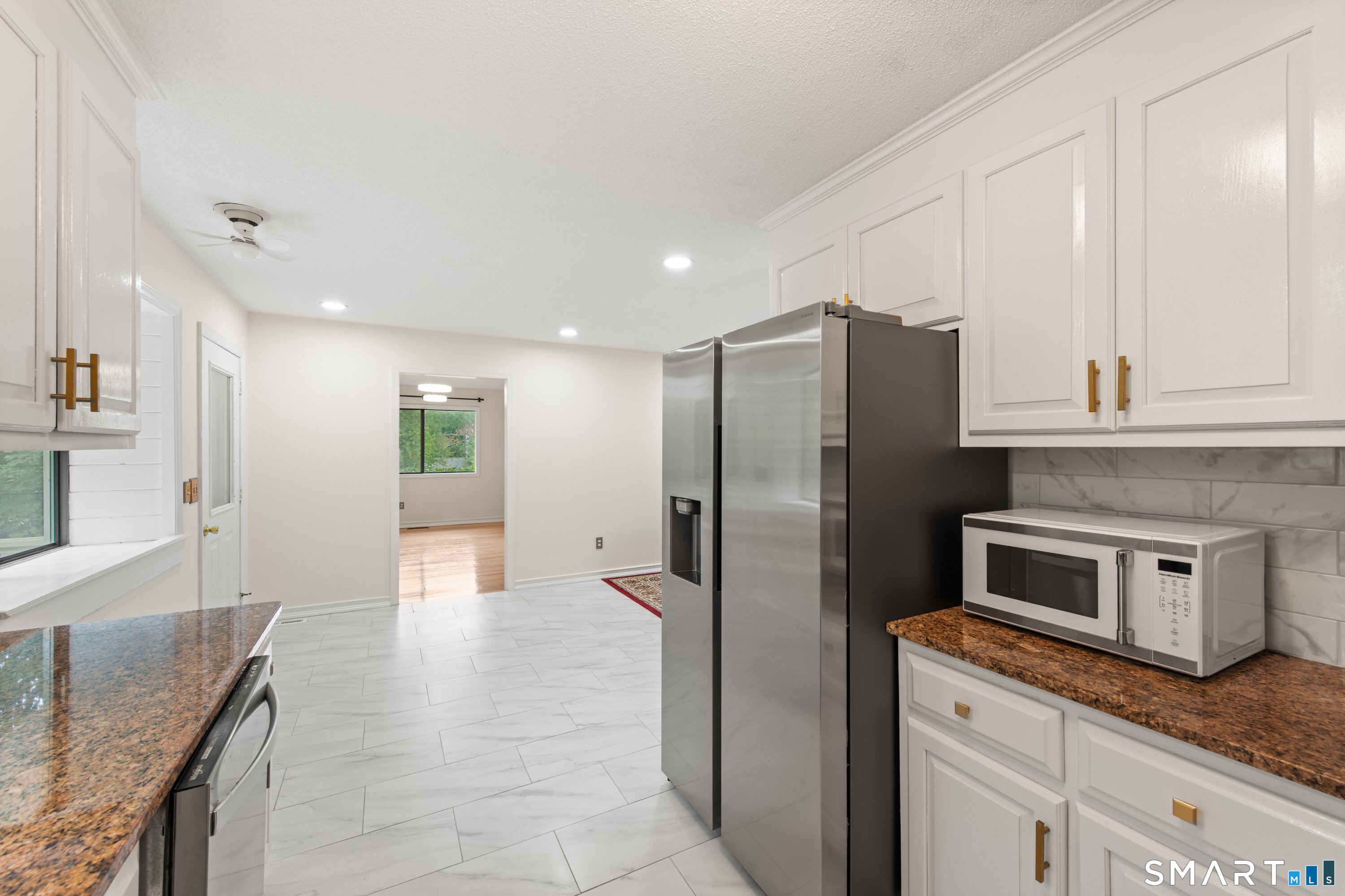223 Sterling Road Property Photo 12