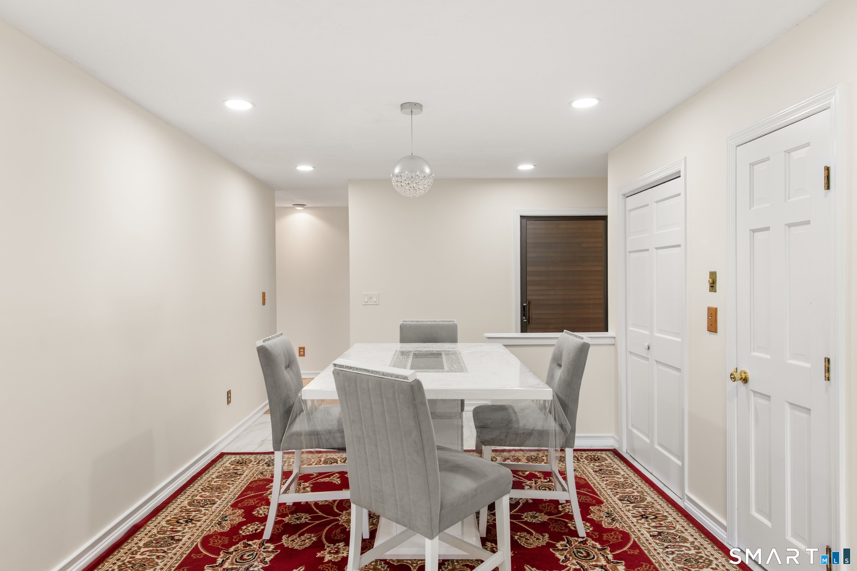 223 Sterling Road Property Photo 13