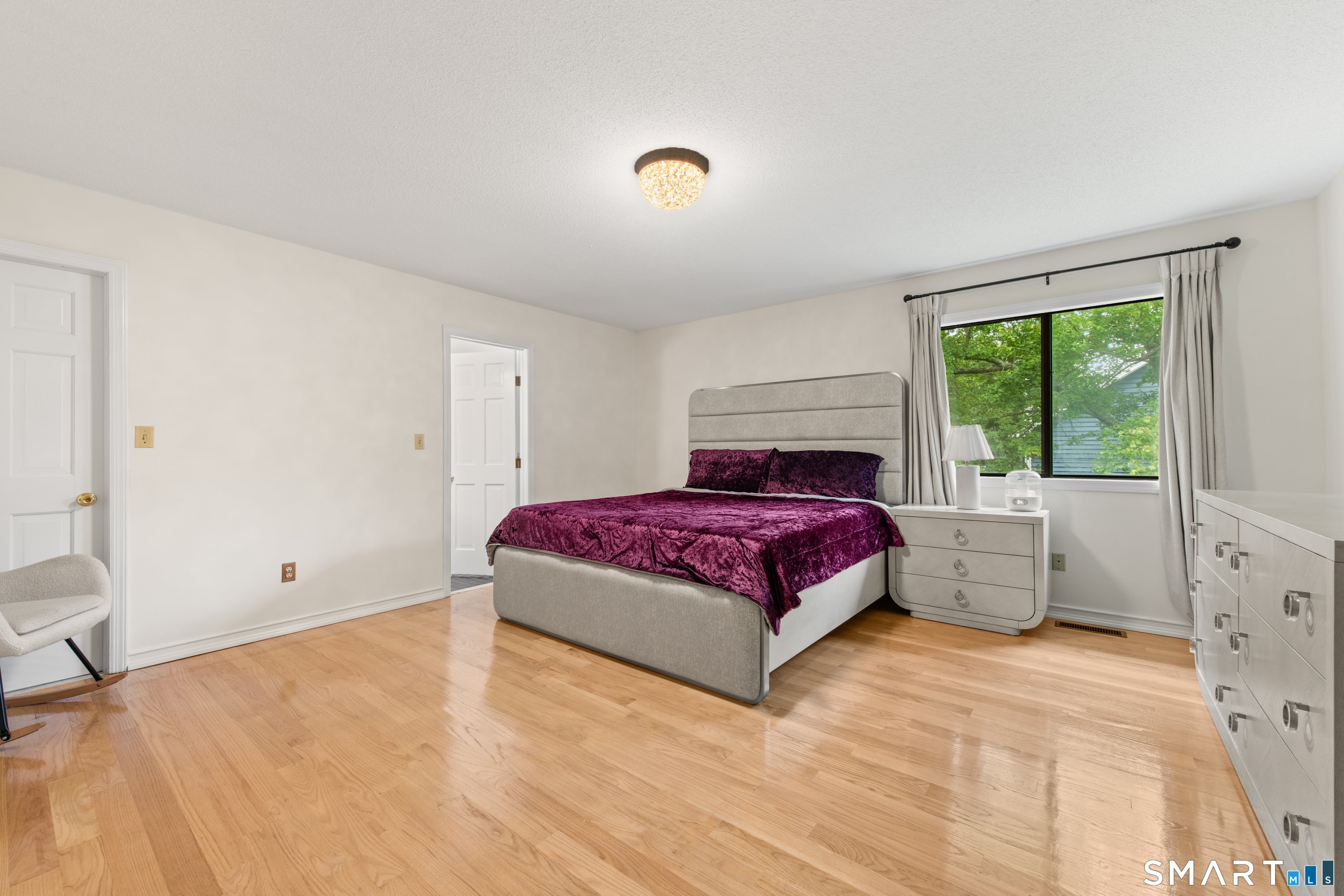 223 Sterling Road Property Photo 15