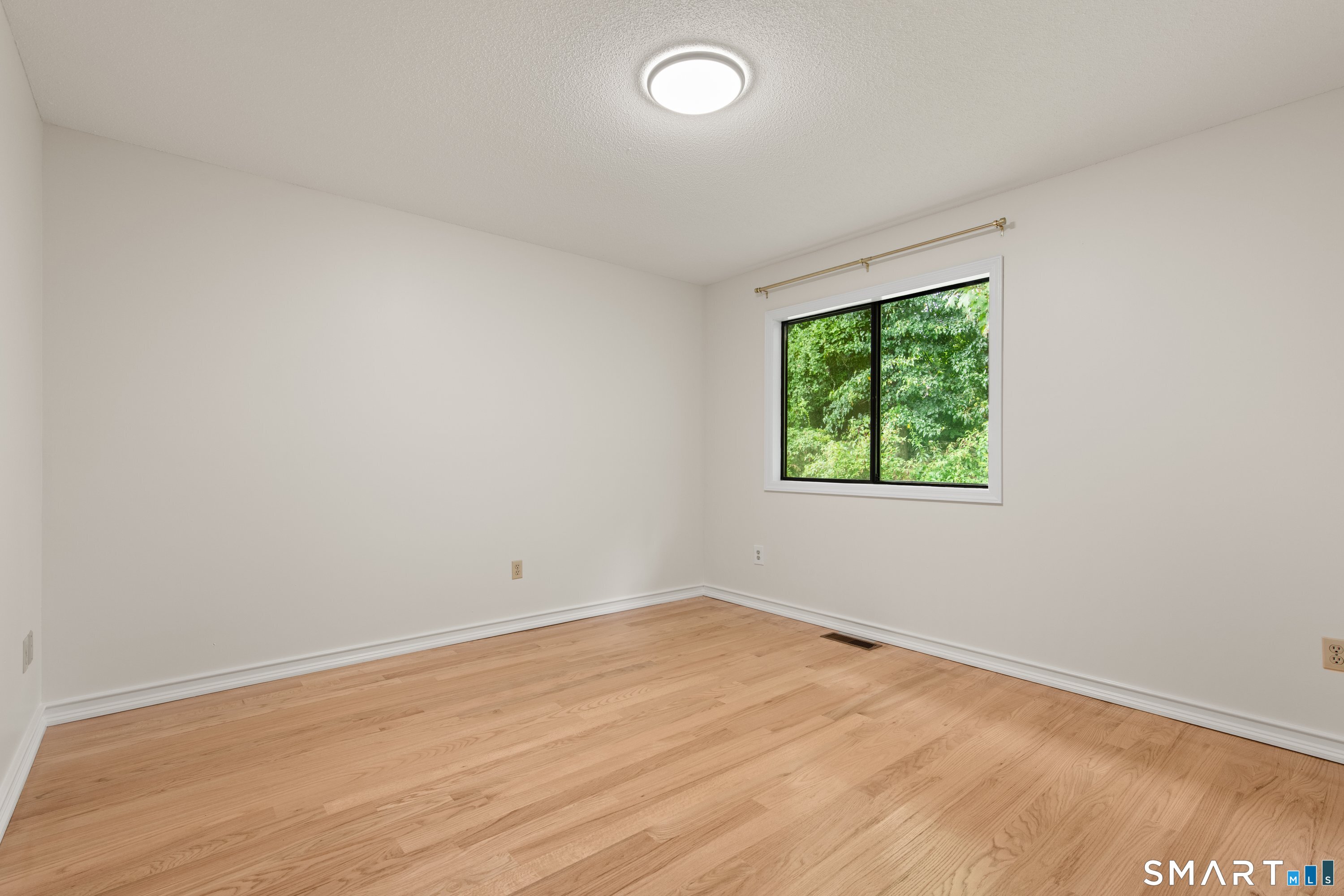223 Sterling Road Property Photo 33