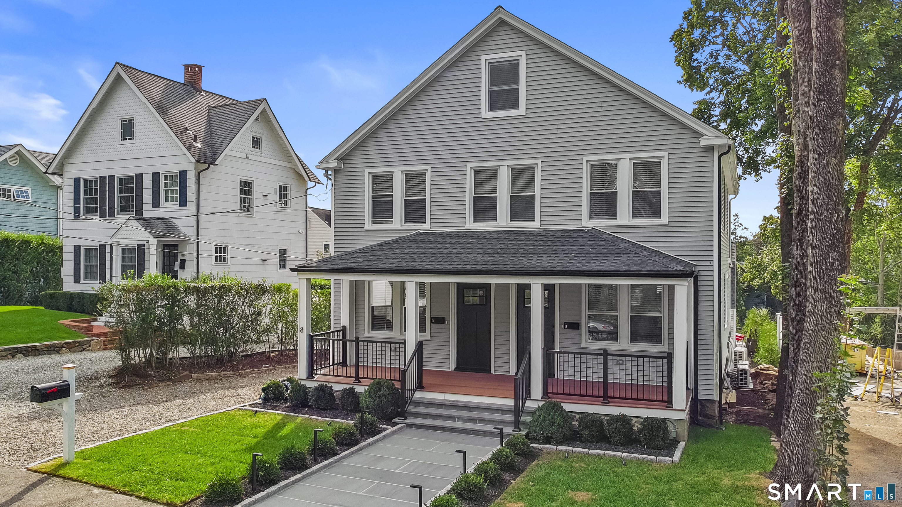 8 Farley A Street Property Photo 2