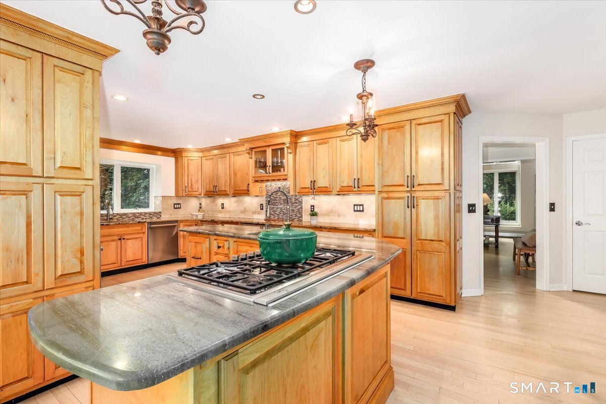 418 Long Mountain Road Property Photo 23