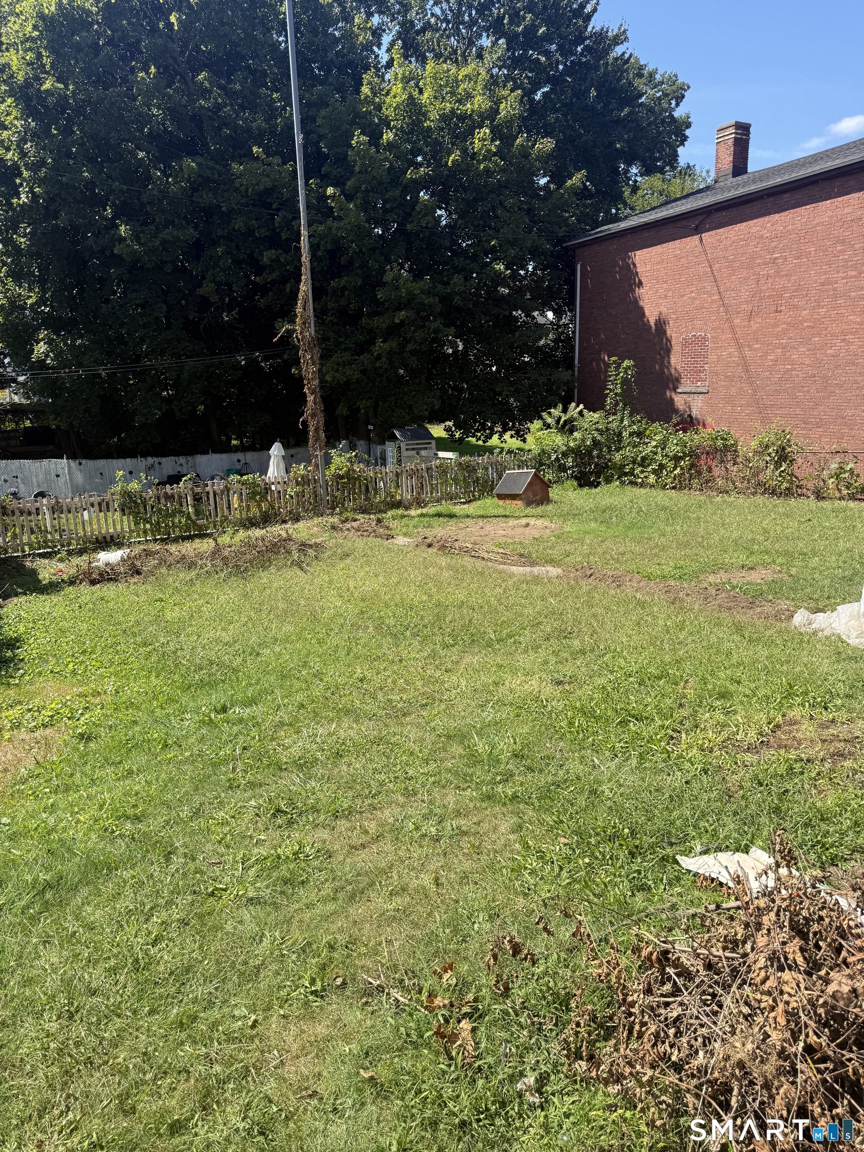 1764 East Main Street Property Photo 2