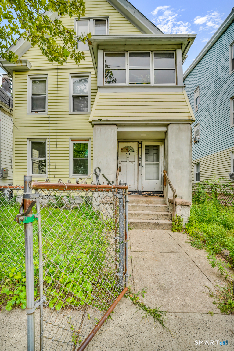 718 Winchester 1 Avenue Property Photo 1
