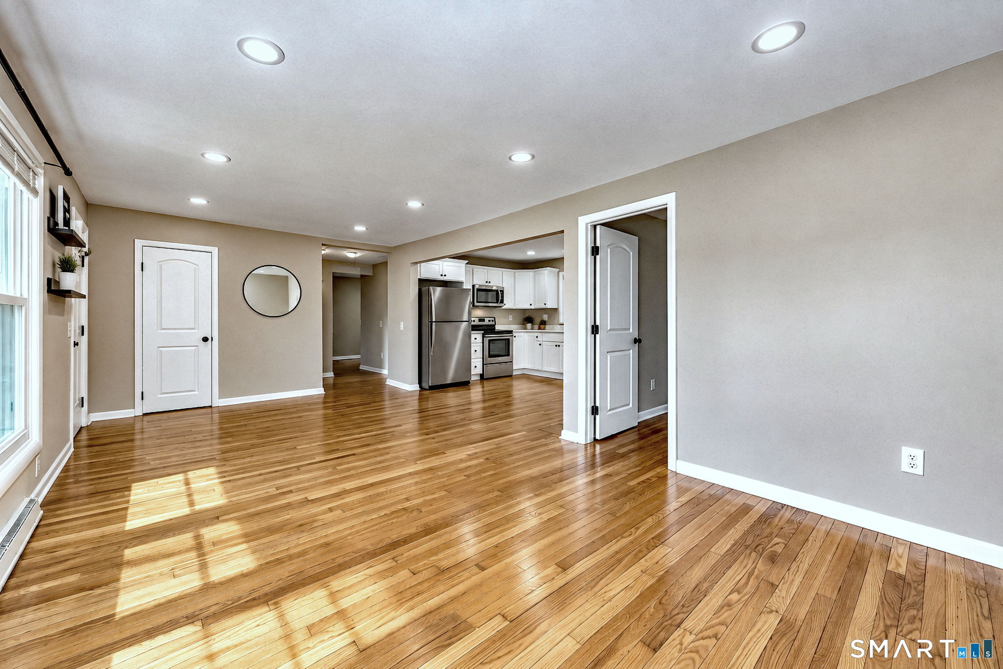 17 Riviera Terrace Property Photo 9
