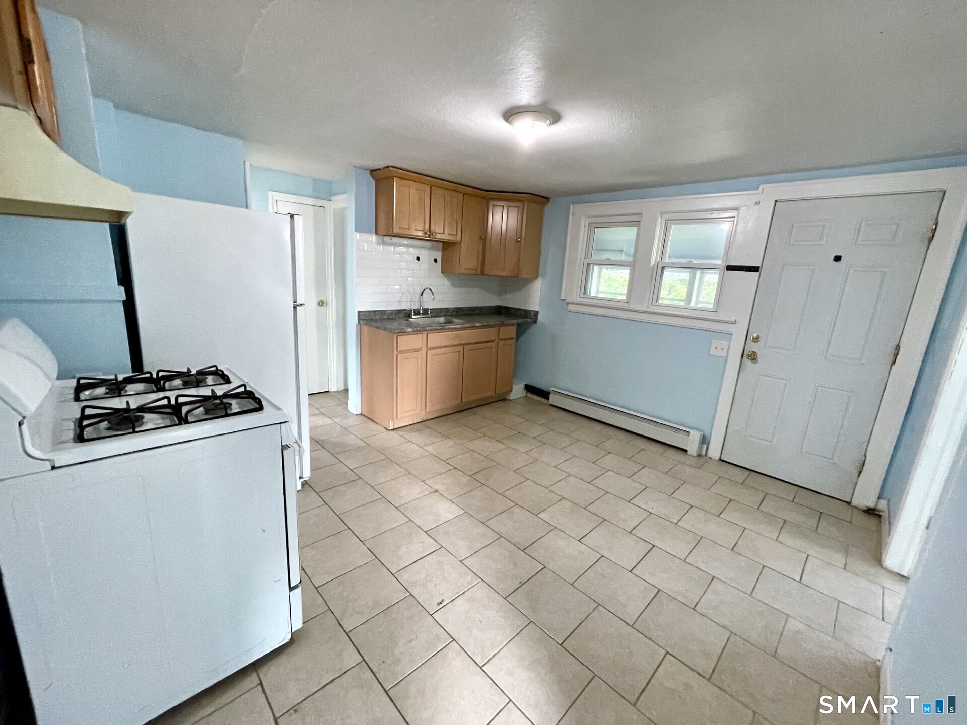 114 Tulip Street Property Photo 2