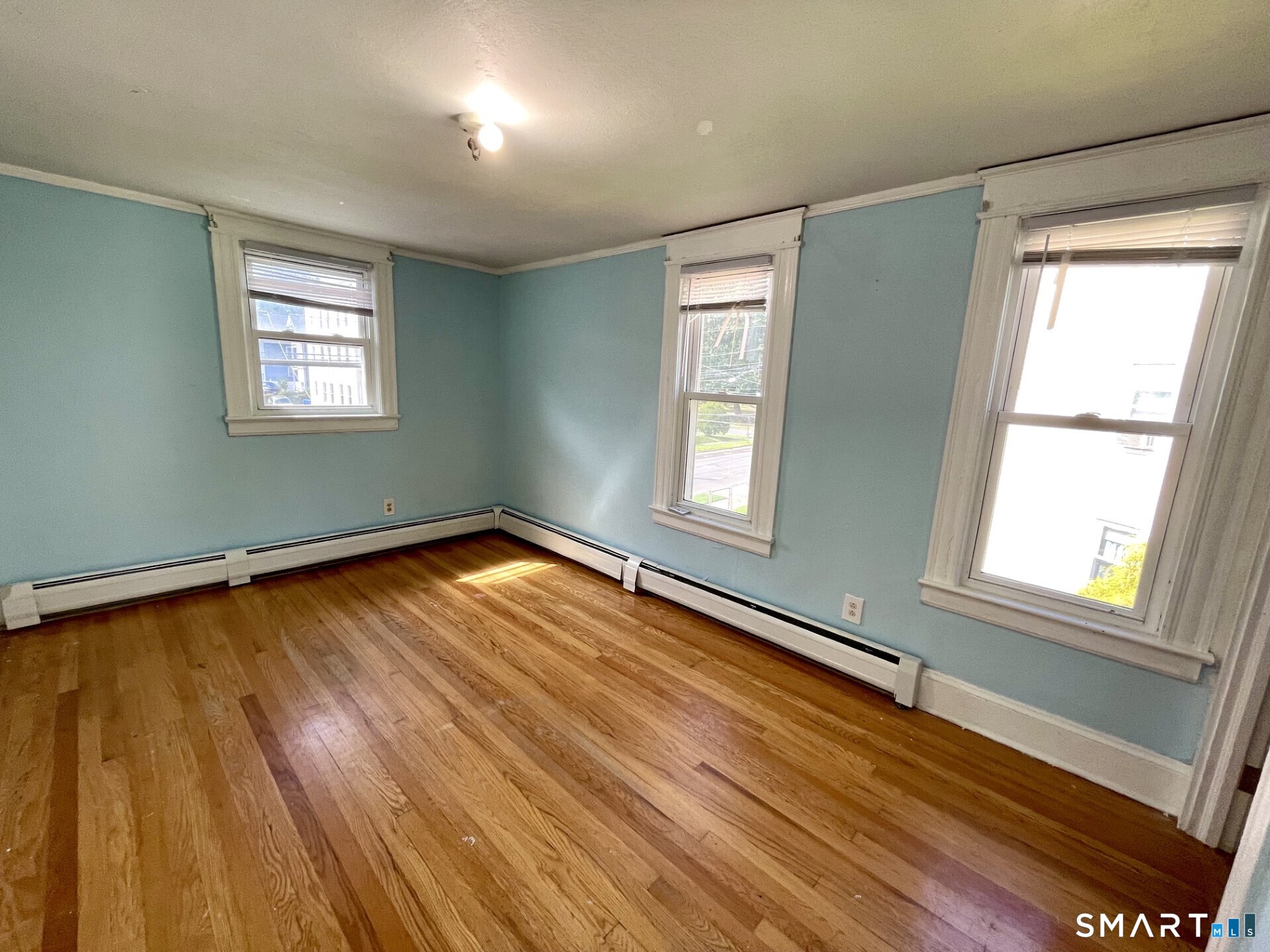114 Tulip Street Property Photo 6