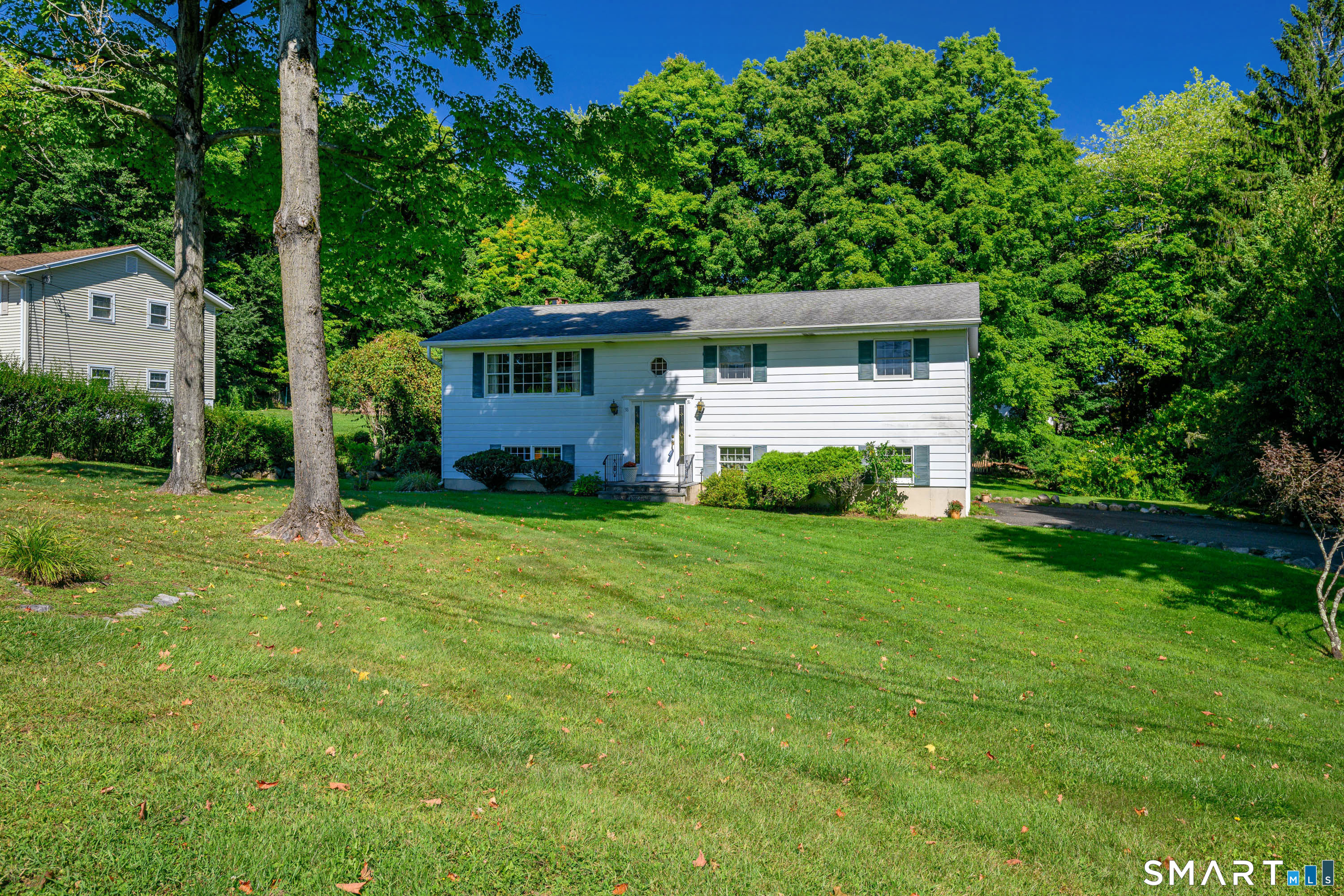 38 Old Farm Road Property Photo 26