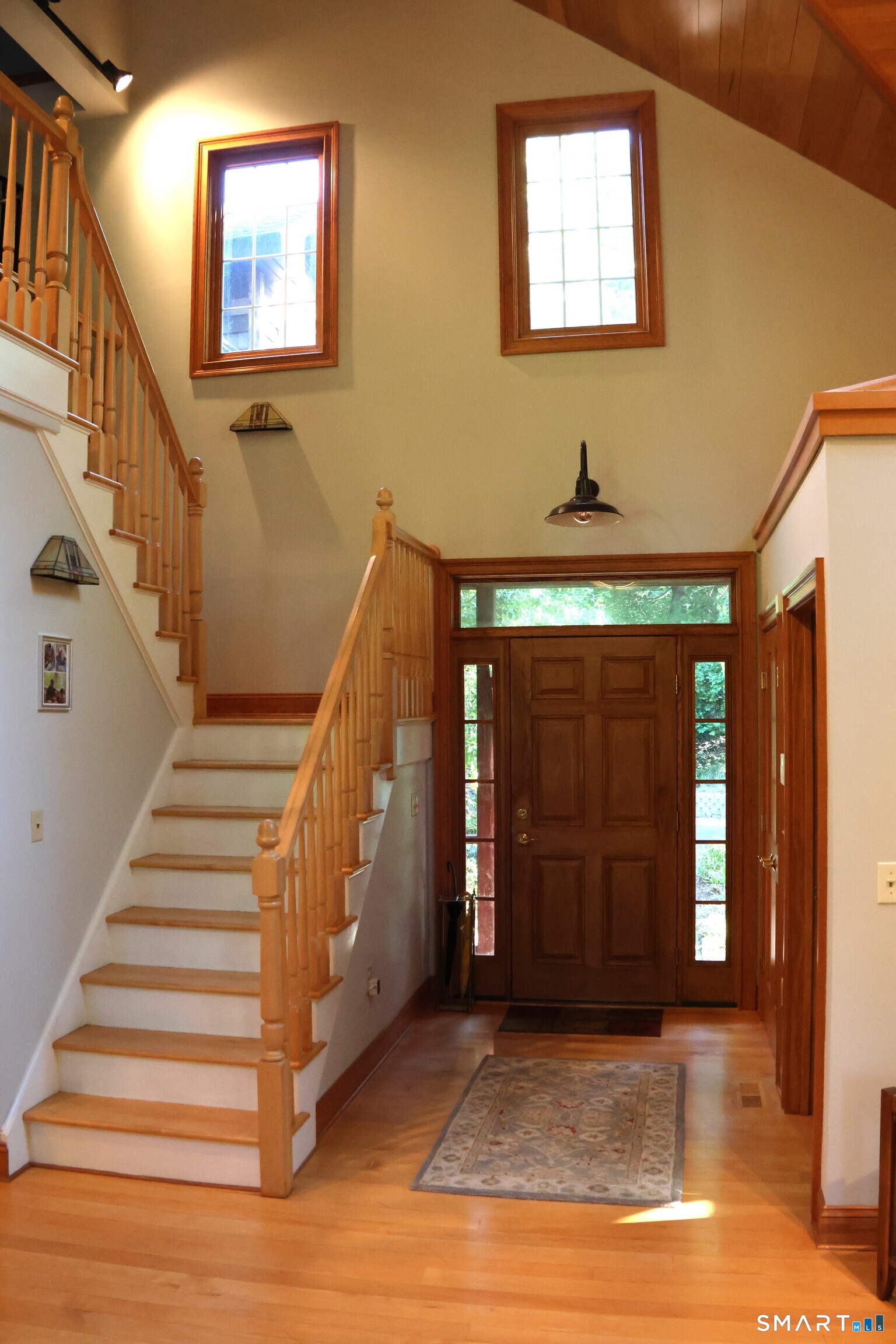 53 Hyerdale West Drive Property Photo 5