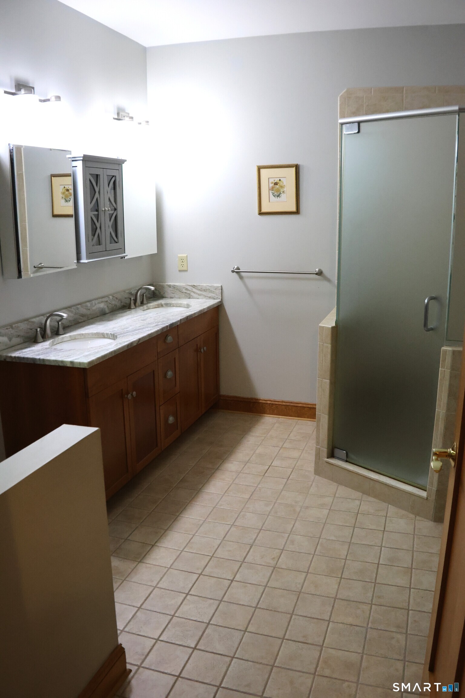 53 Hyerdale West Drive Property Photo 17