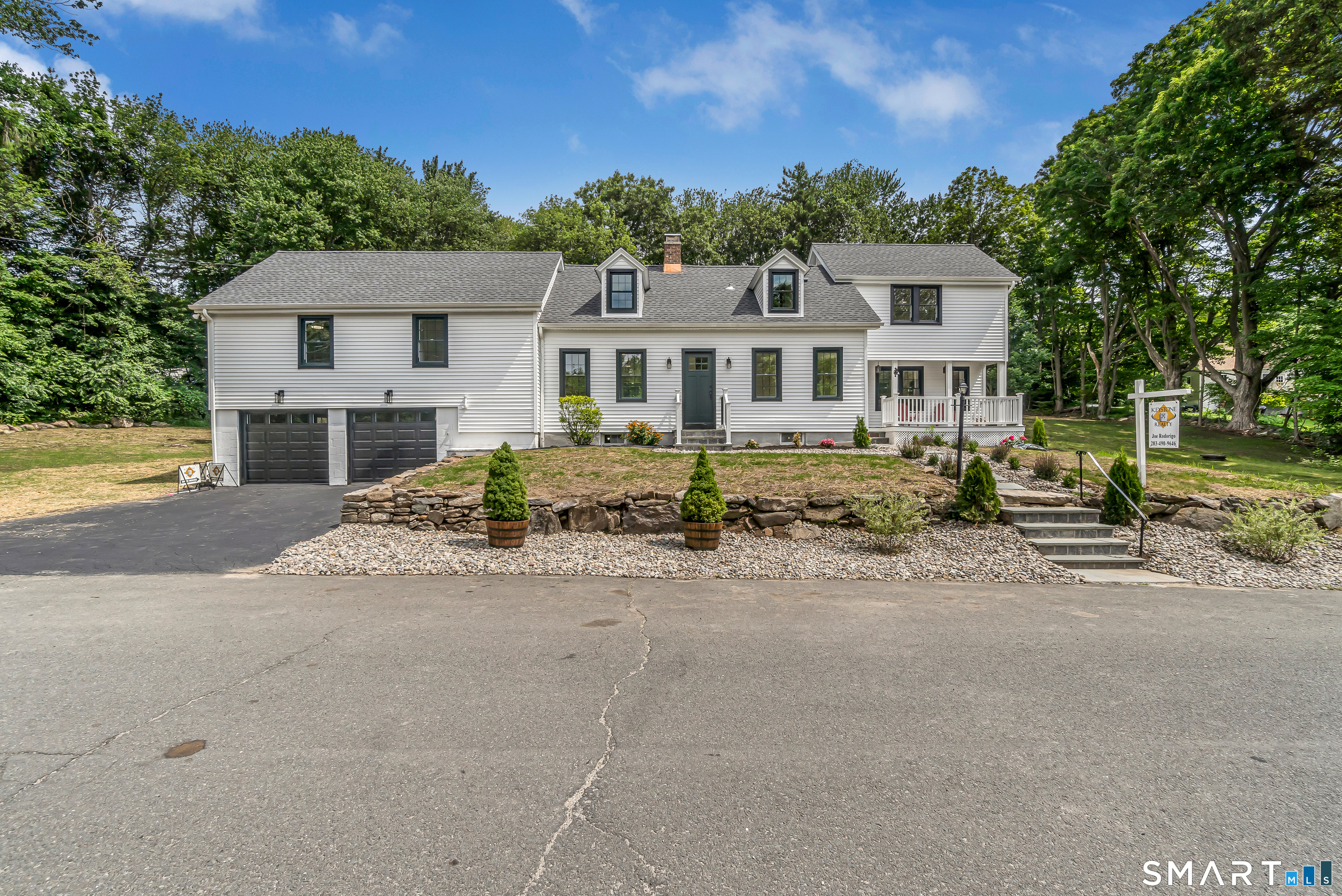 20 Hydelor Avenue Property Photo 1