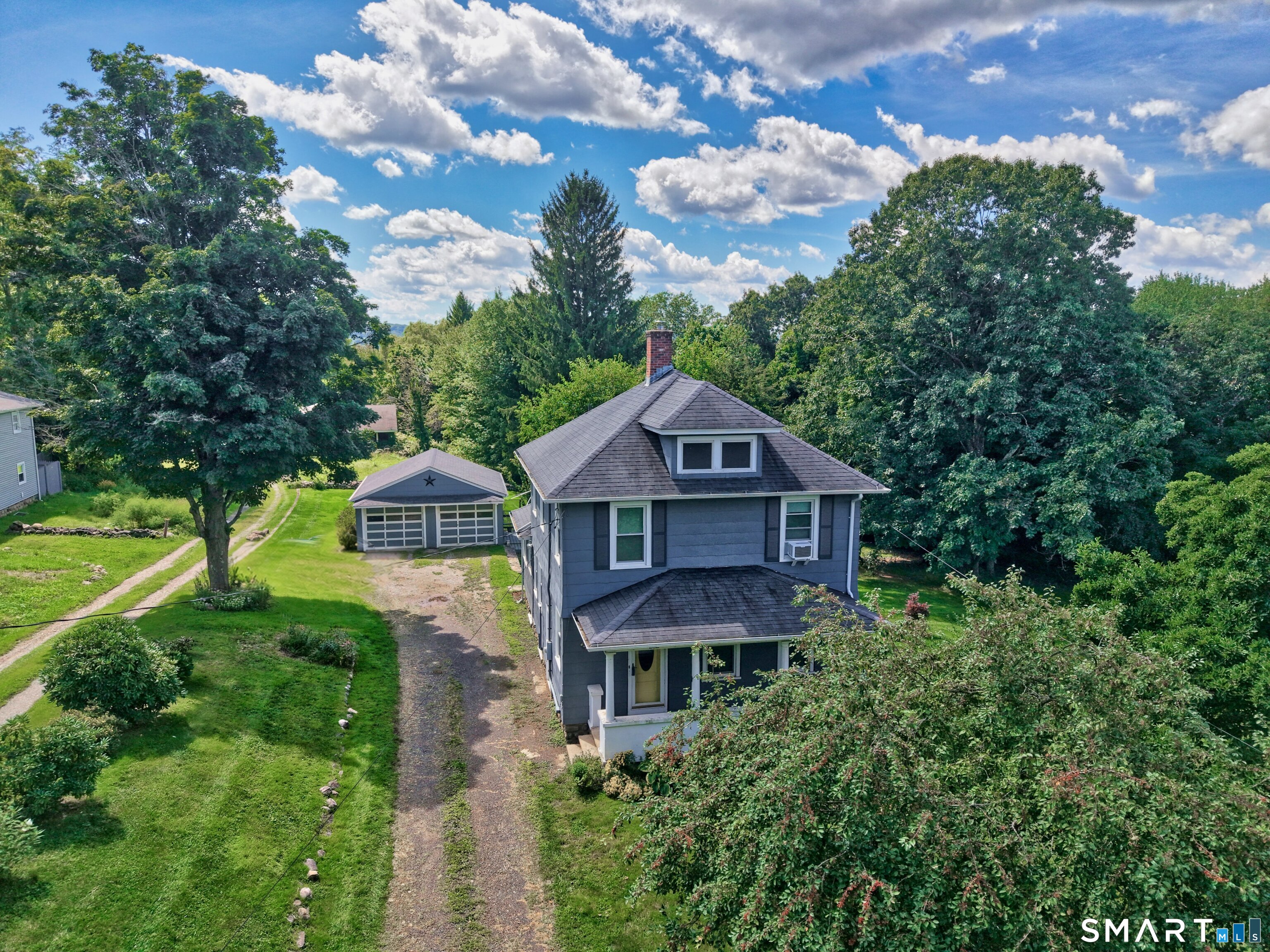 282 Sunnyside Avenue Property Photo 2