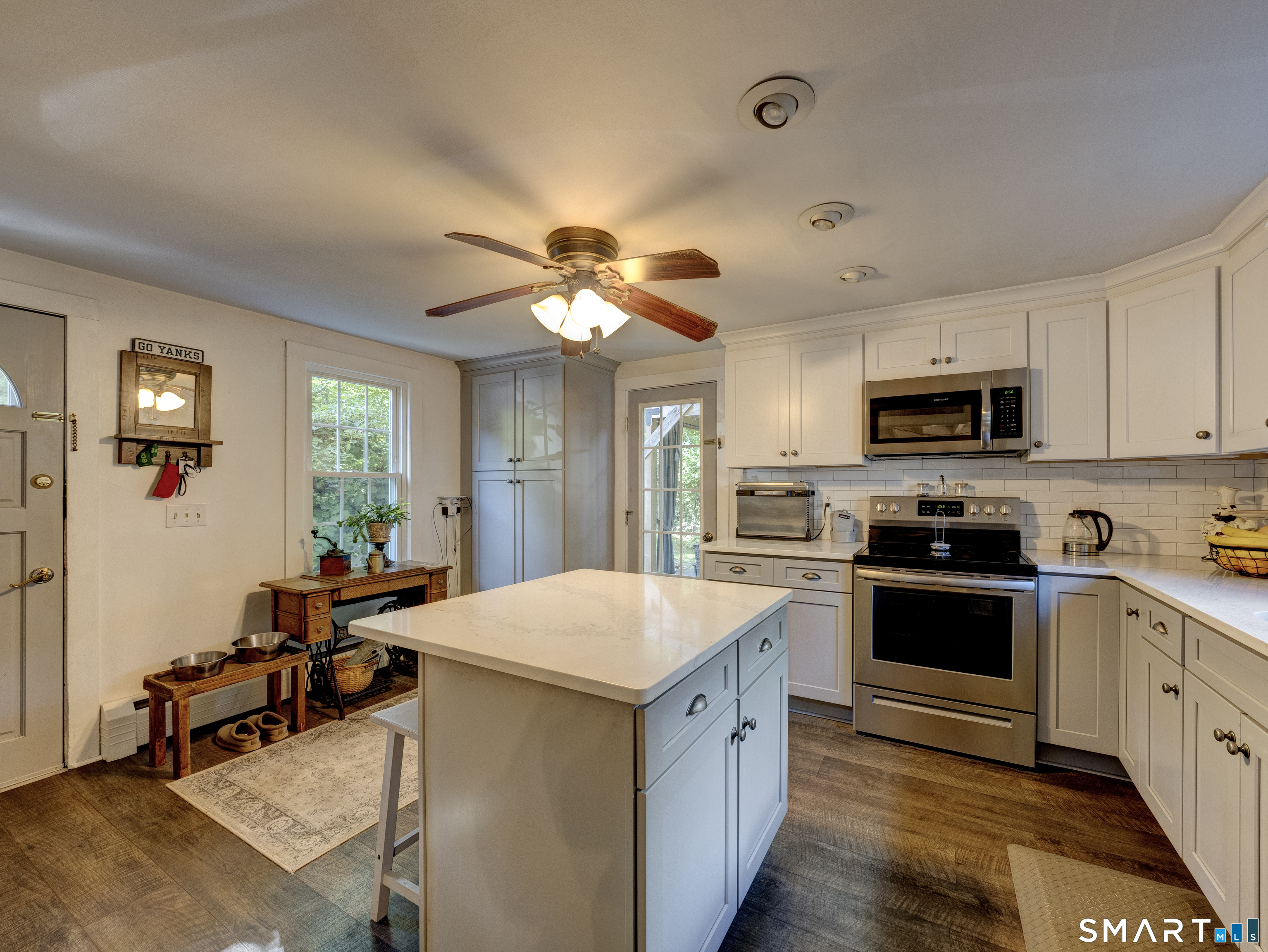 514 Litchfield Street Property Photo 11