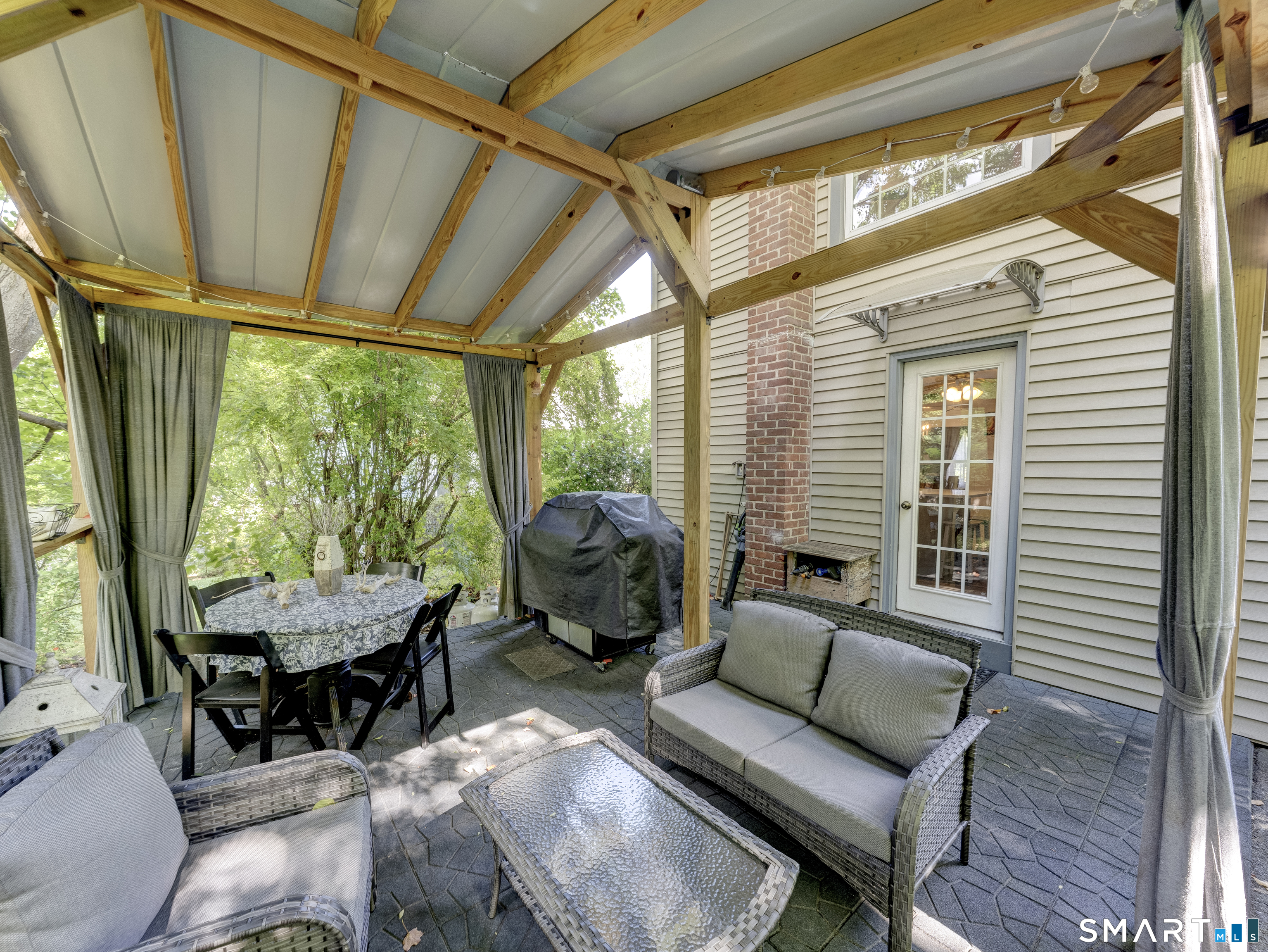 514 Litchfield Street Property Photo 24