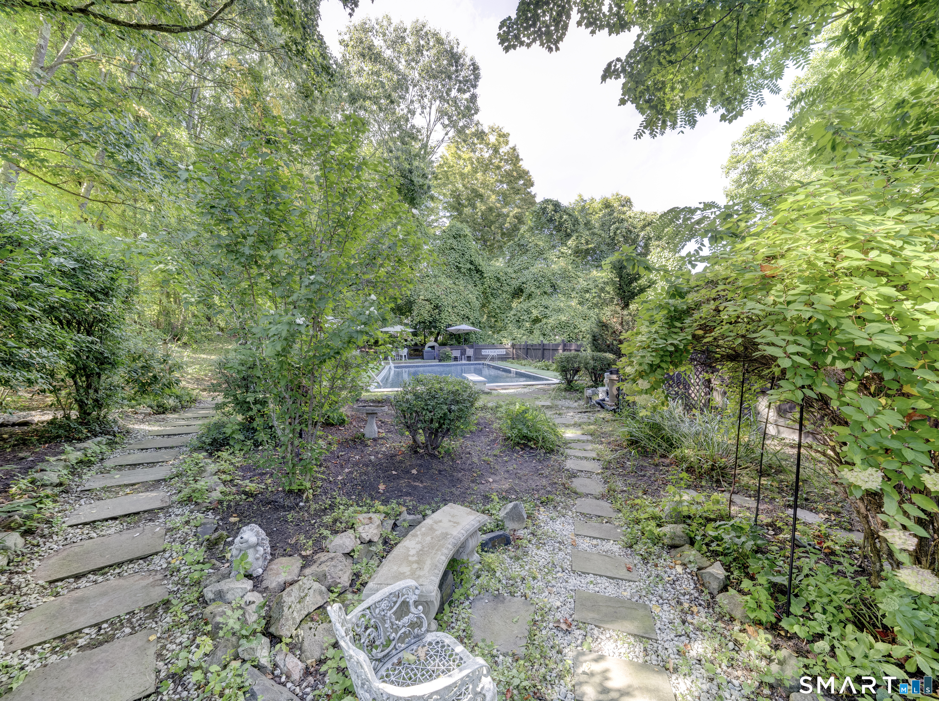 514 Litchfield Street Property Photo 27
