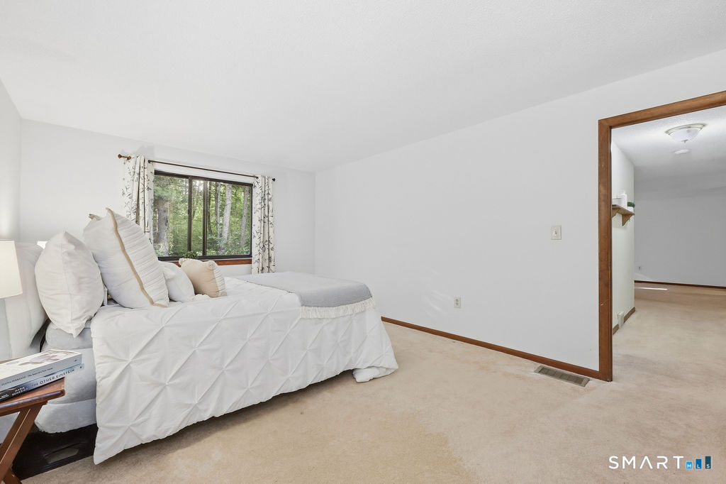 14 Wiggins Farm J Drive Property Photo 13
