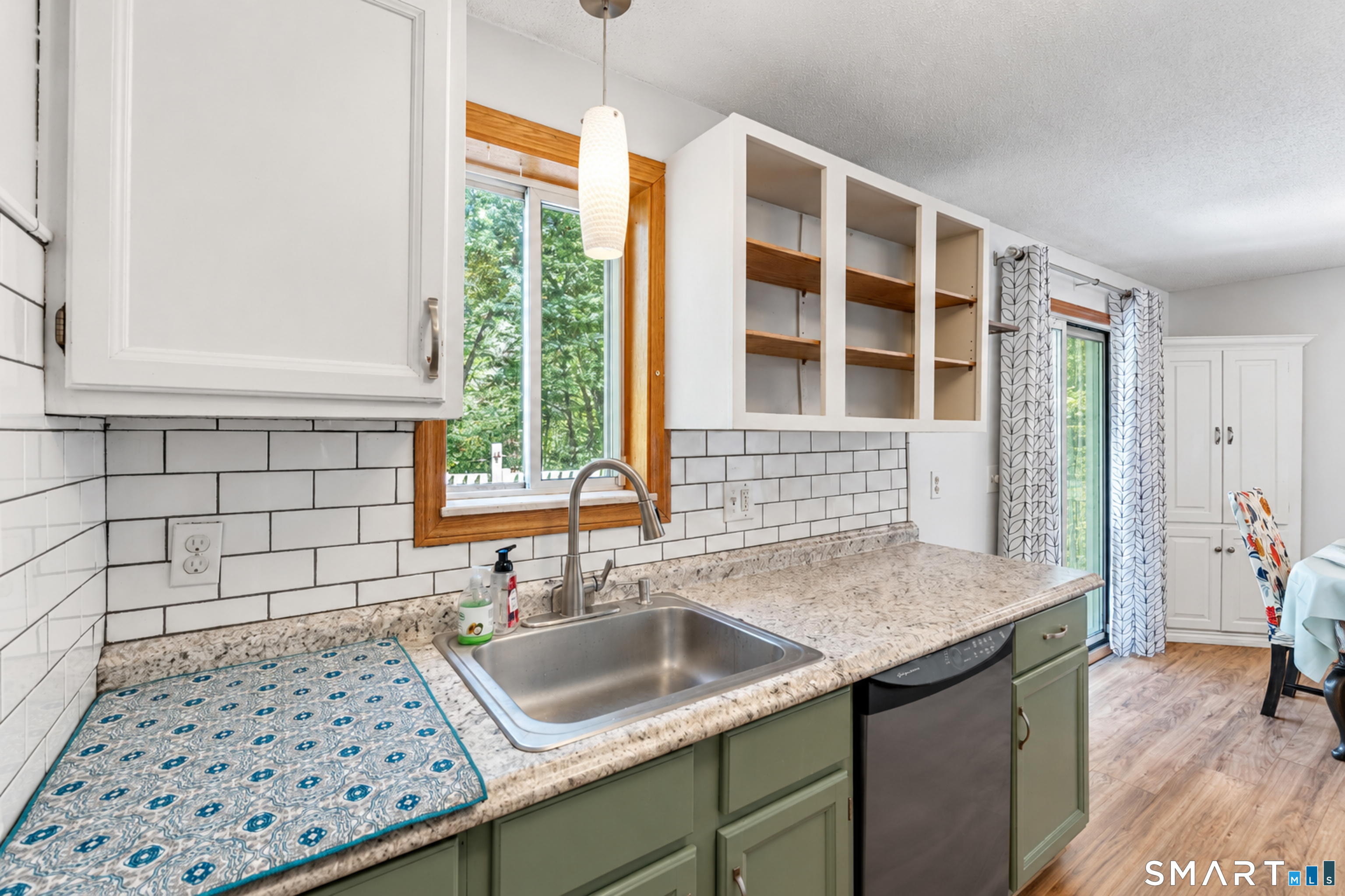 49 Doubleday Road Property Photo 12