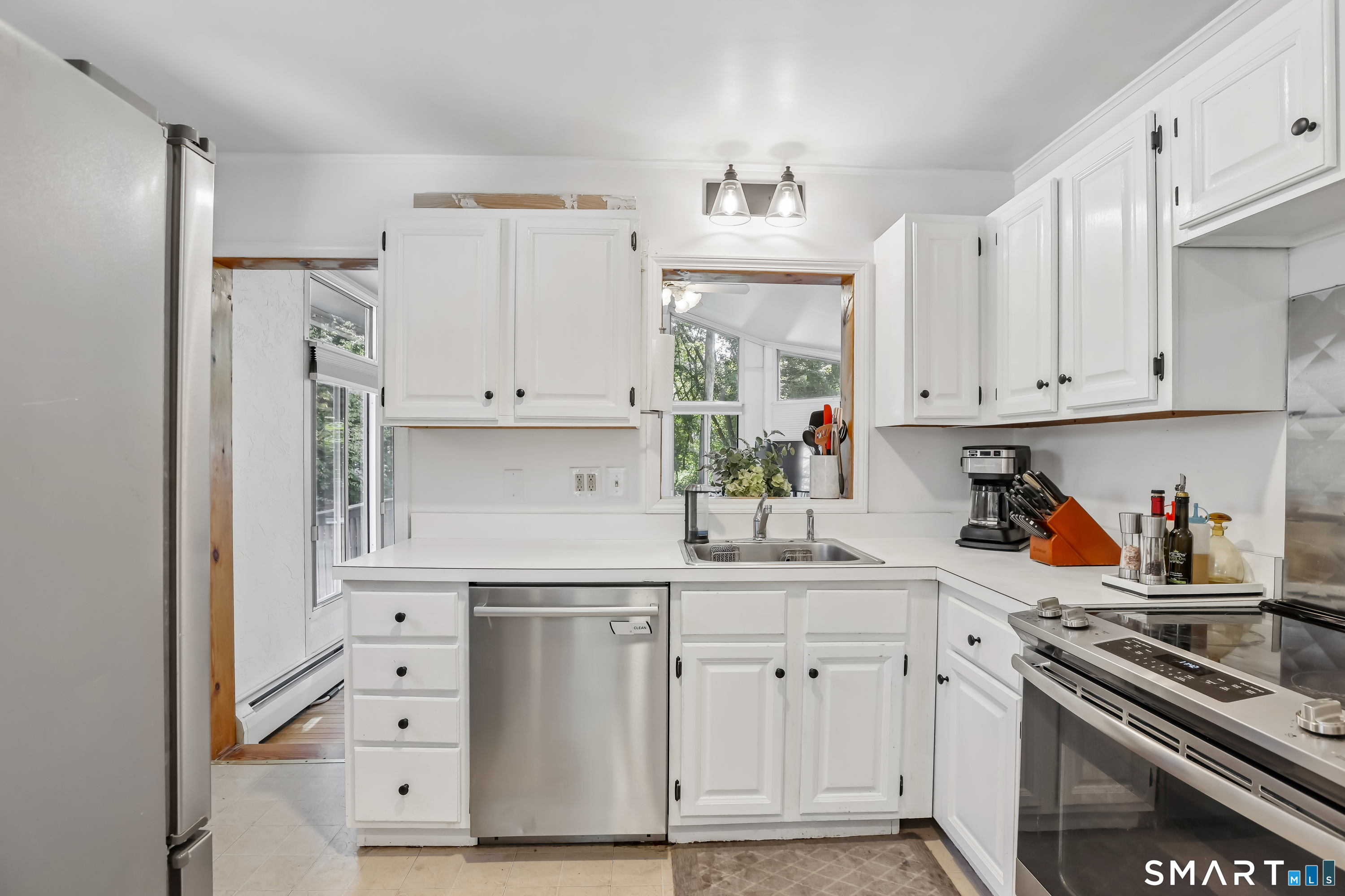 145 West Avenue Property Photo 5
