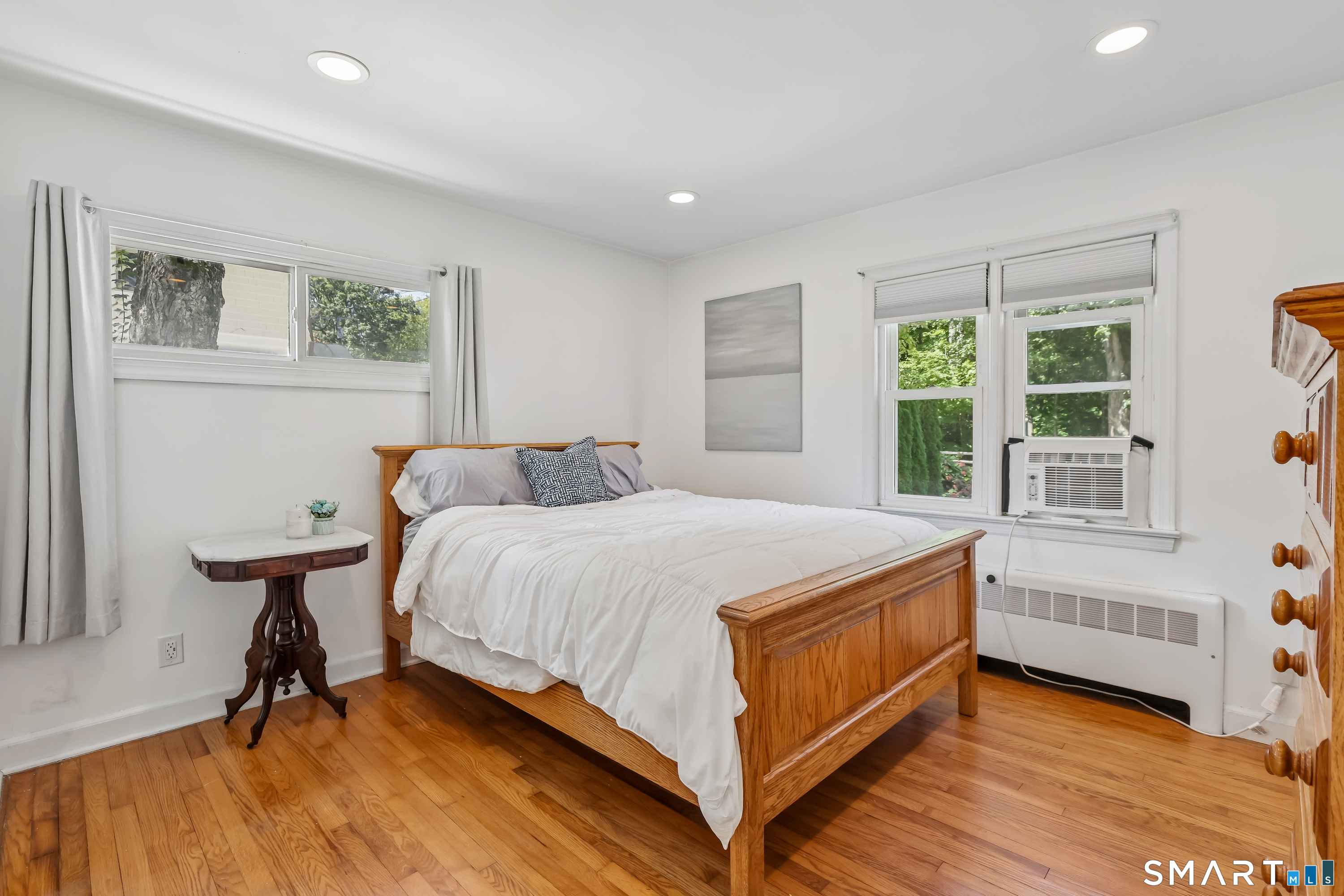 145 West Avenue Property Photo 11
