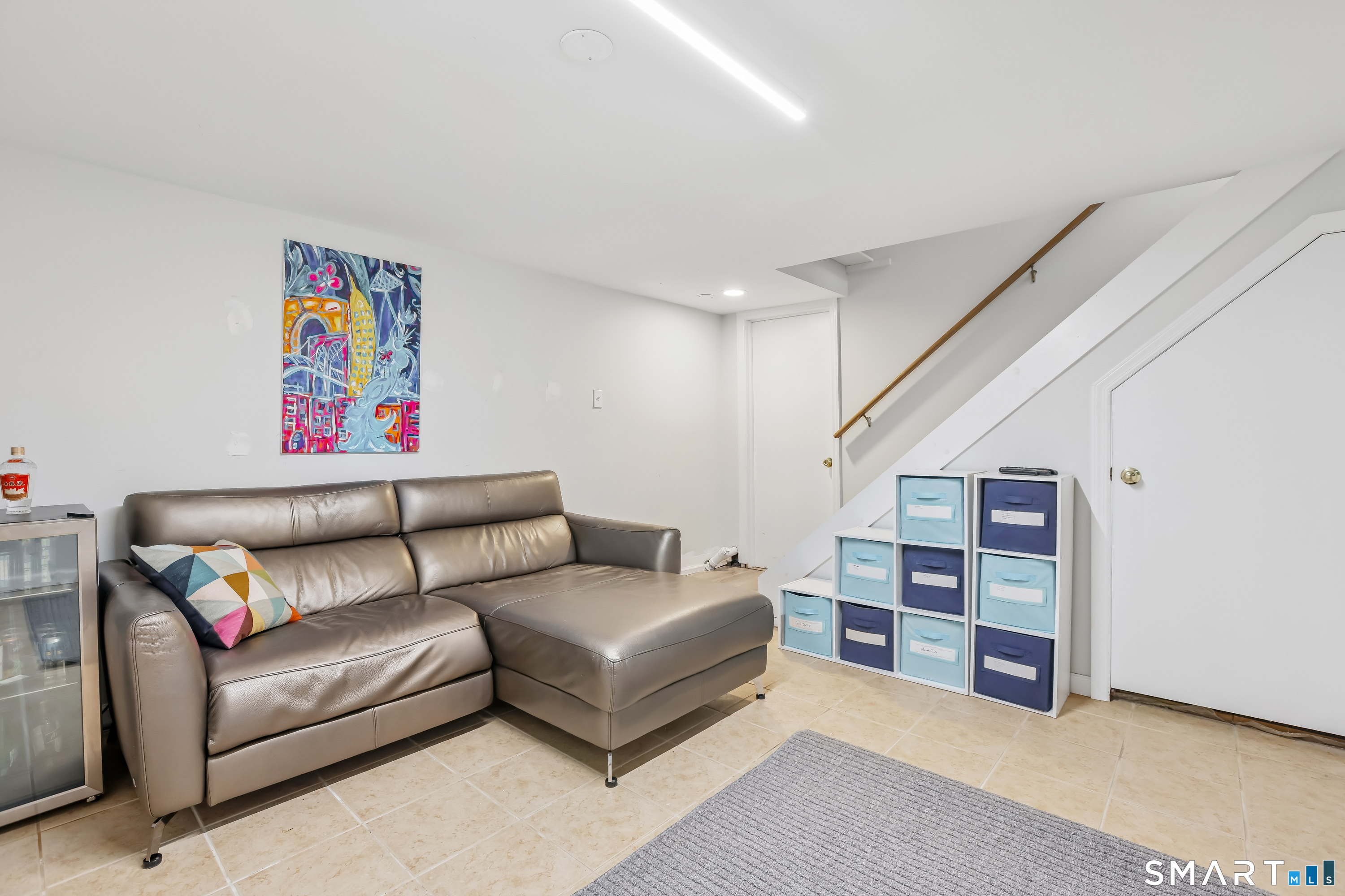 145 West Avenue Property Photo 13