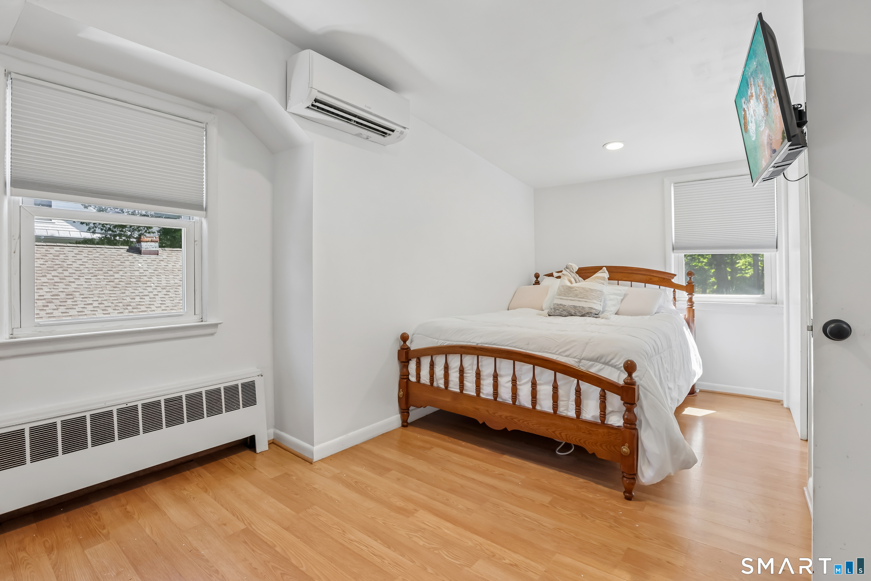 145 West Avenue Property Photo 14