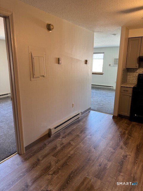 346 South Main 2 Street Property Photo 6