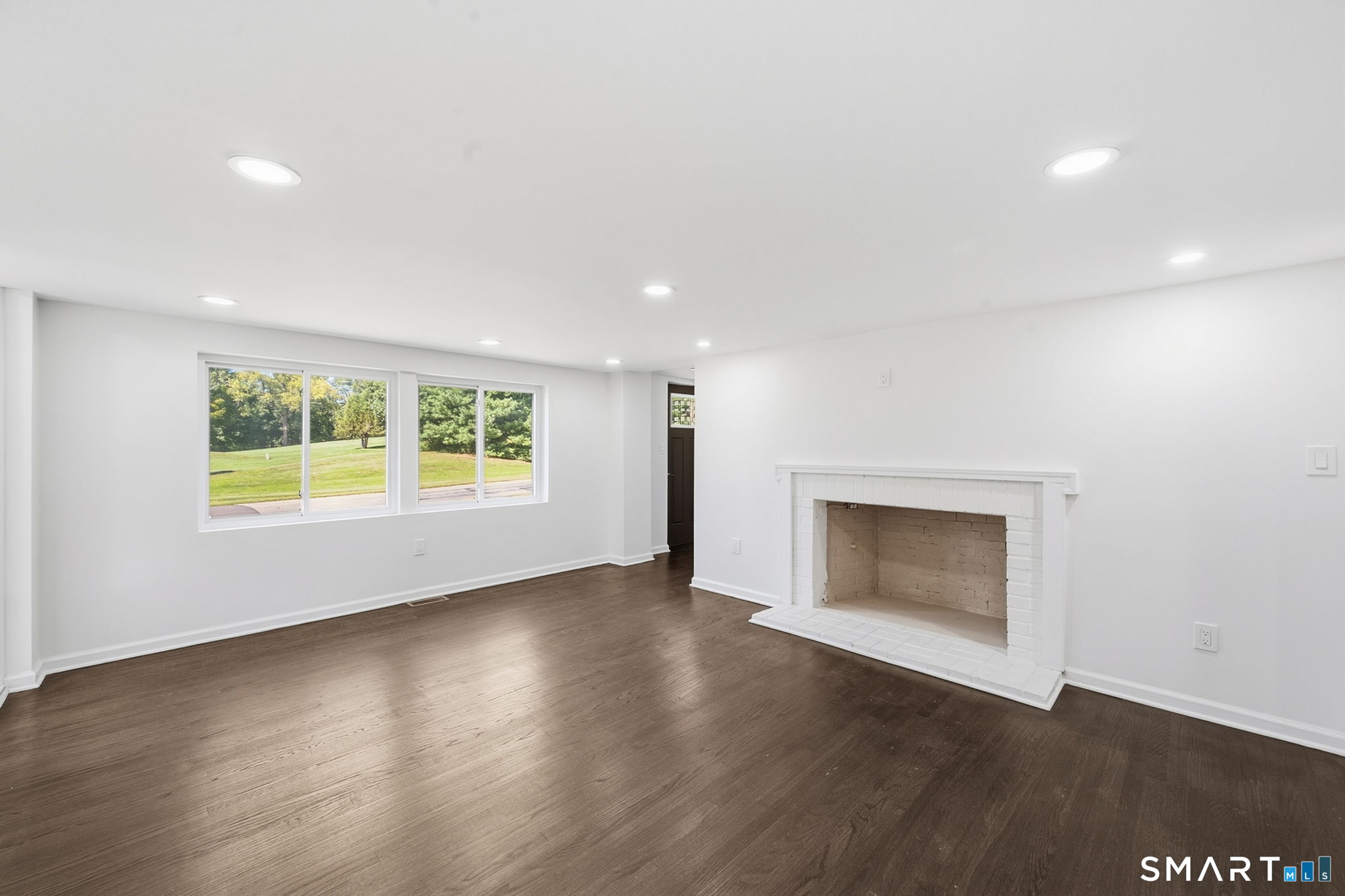 389 Griffin Road Property Photo 13