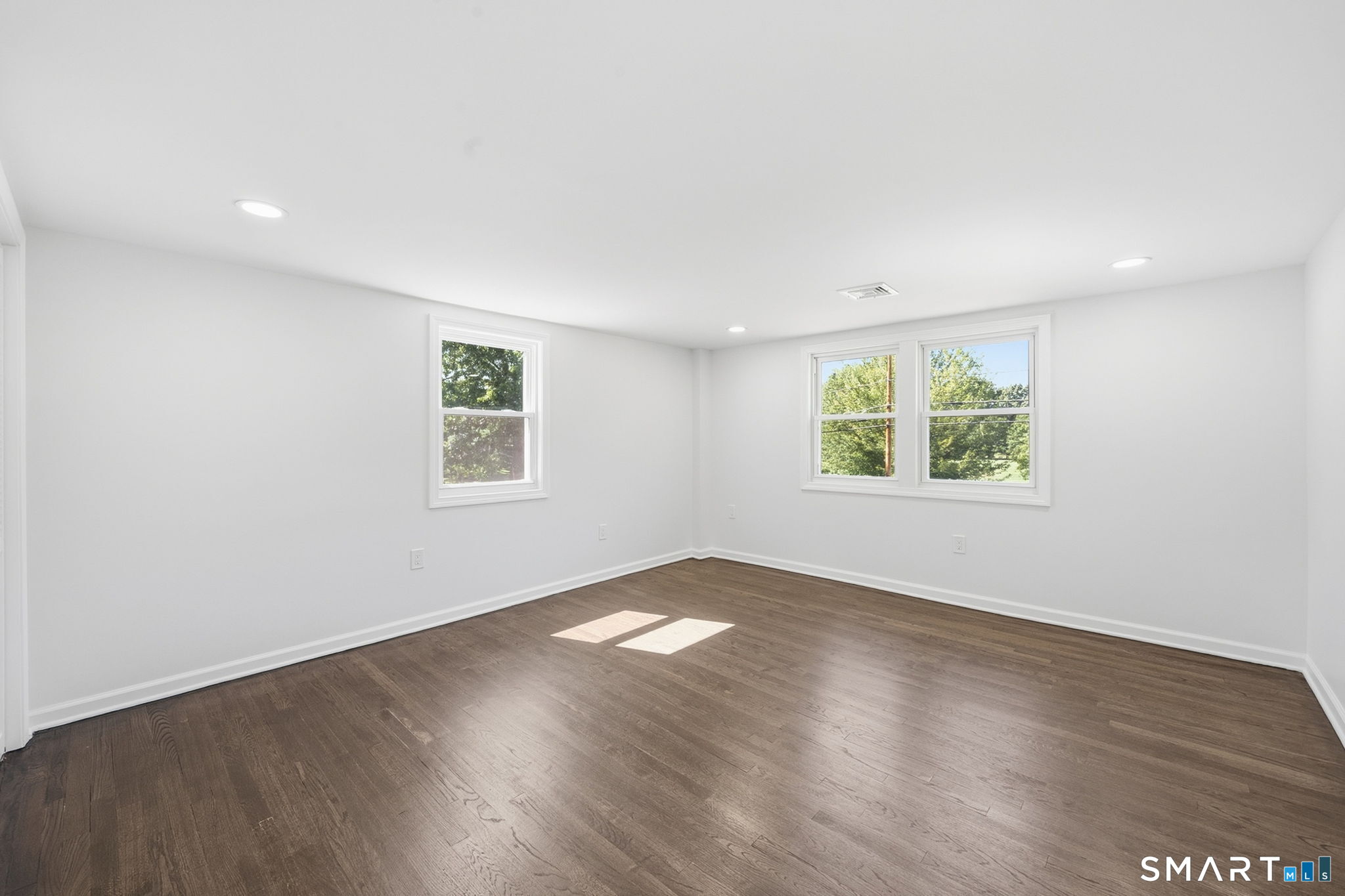 389 Griffin Road Property Photo 31