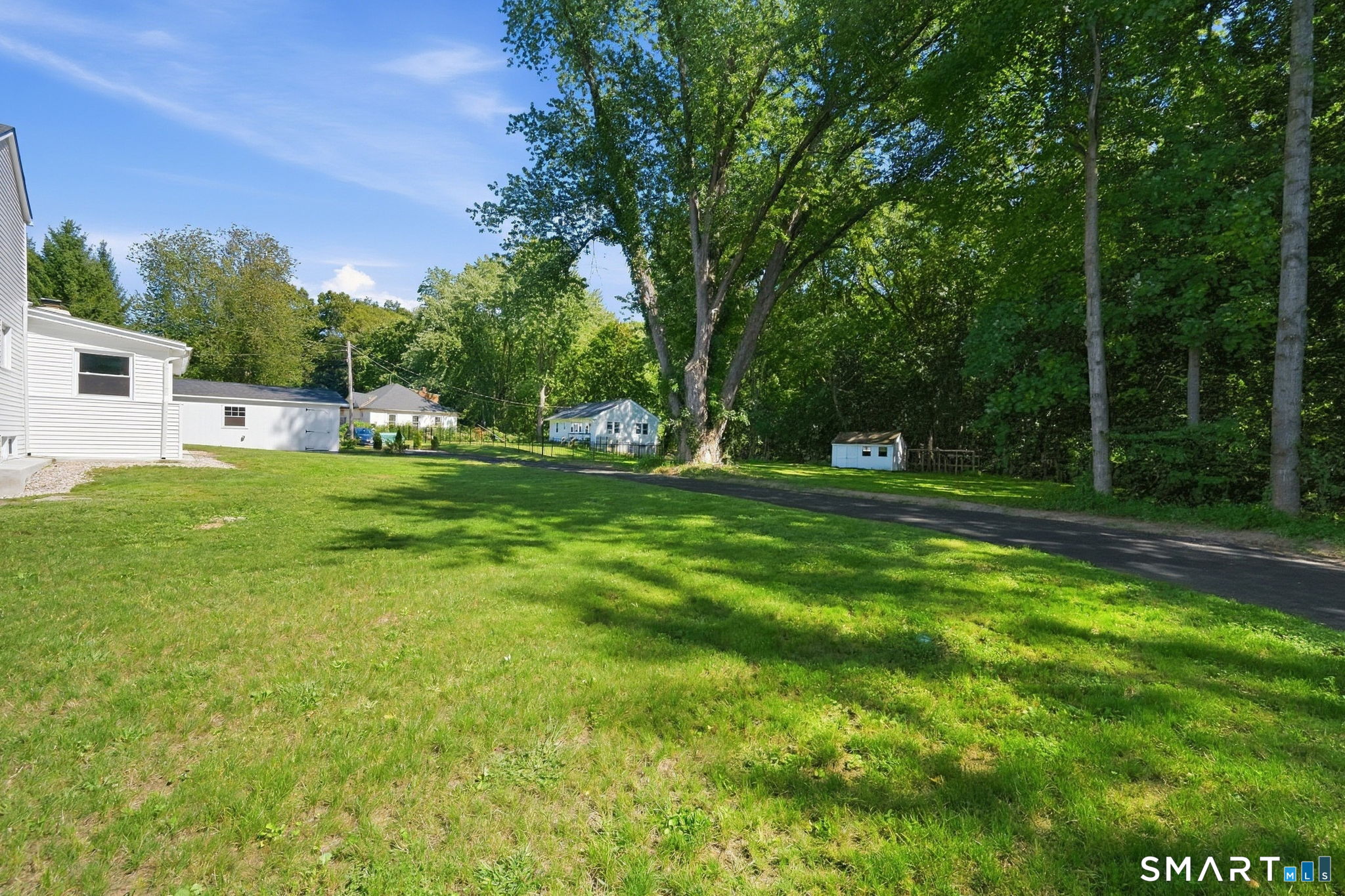 389 Griffin Road Property Photo 40