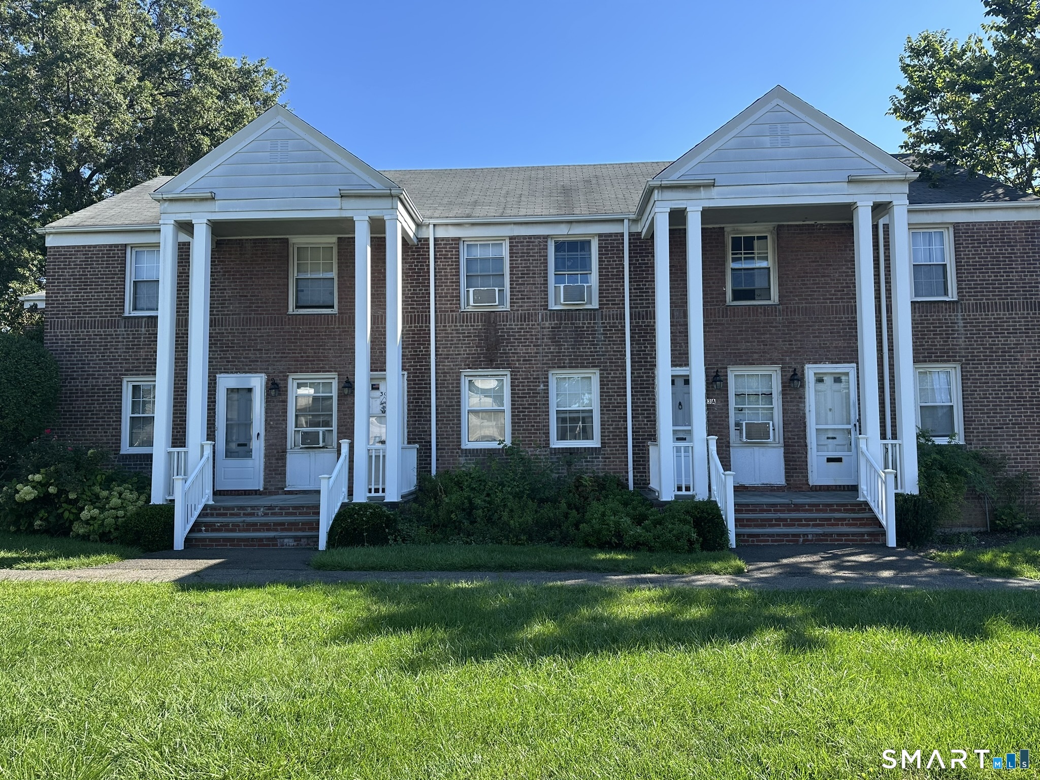 2475 Summer 3k Street Property Photo 1