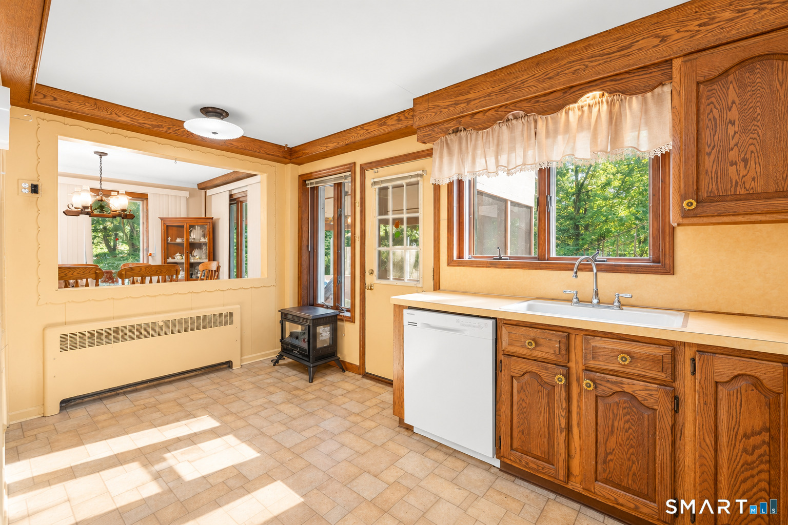 4438 Madison Avenue Property Photo 16