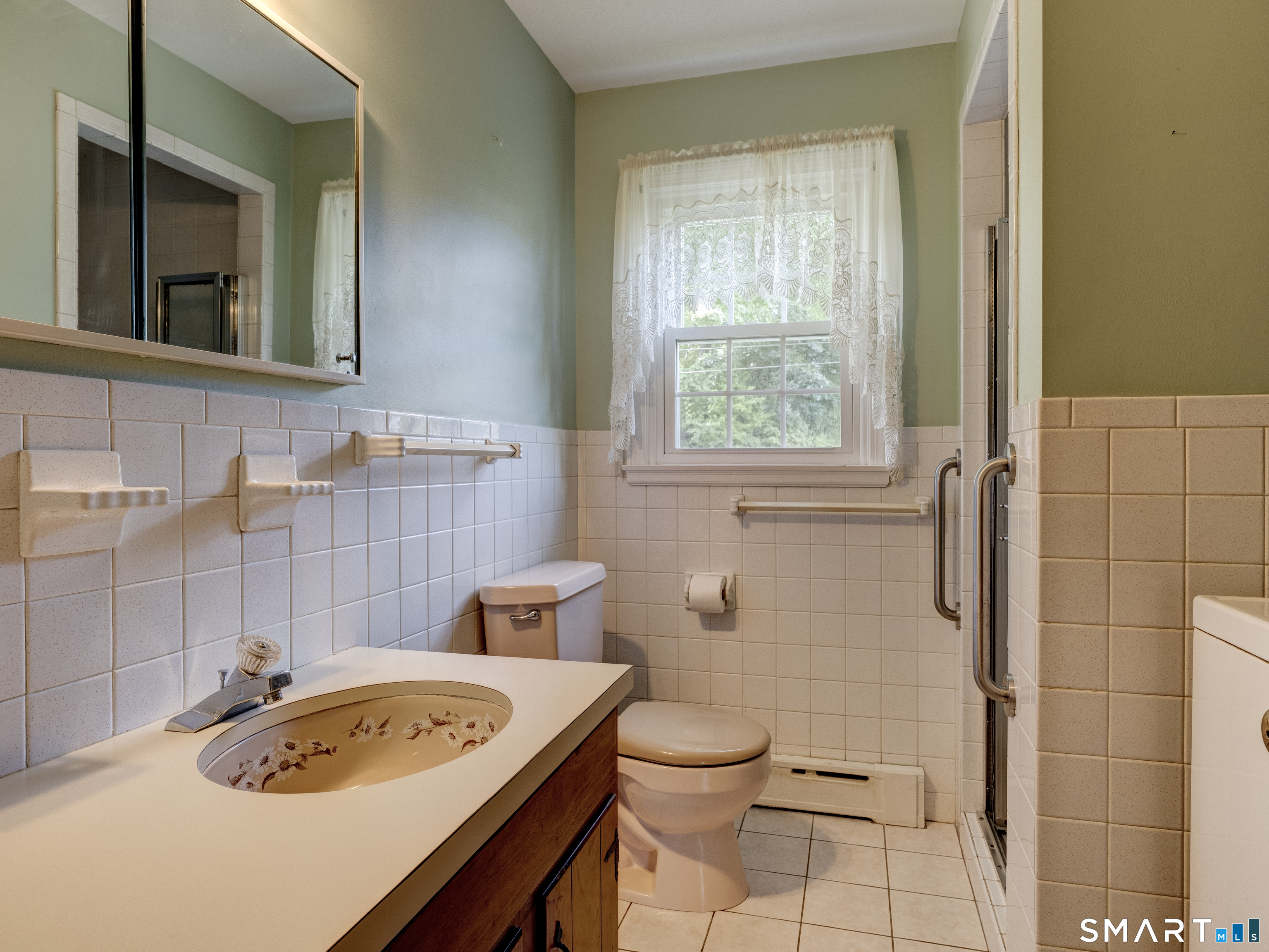 222 Maplewood Avenue Property Photo 13