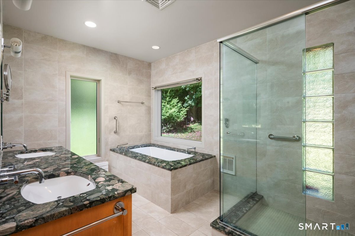 7 Sundance Drive Property Photo 11