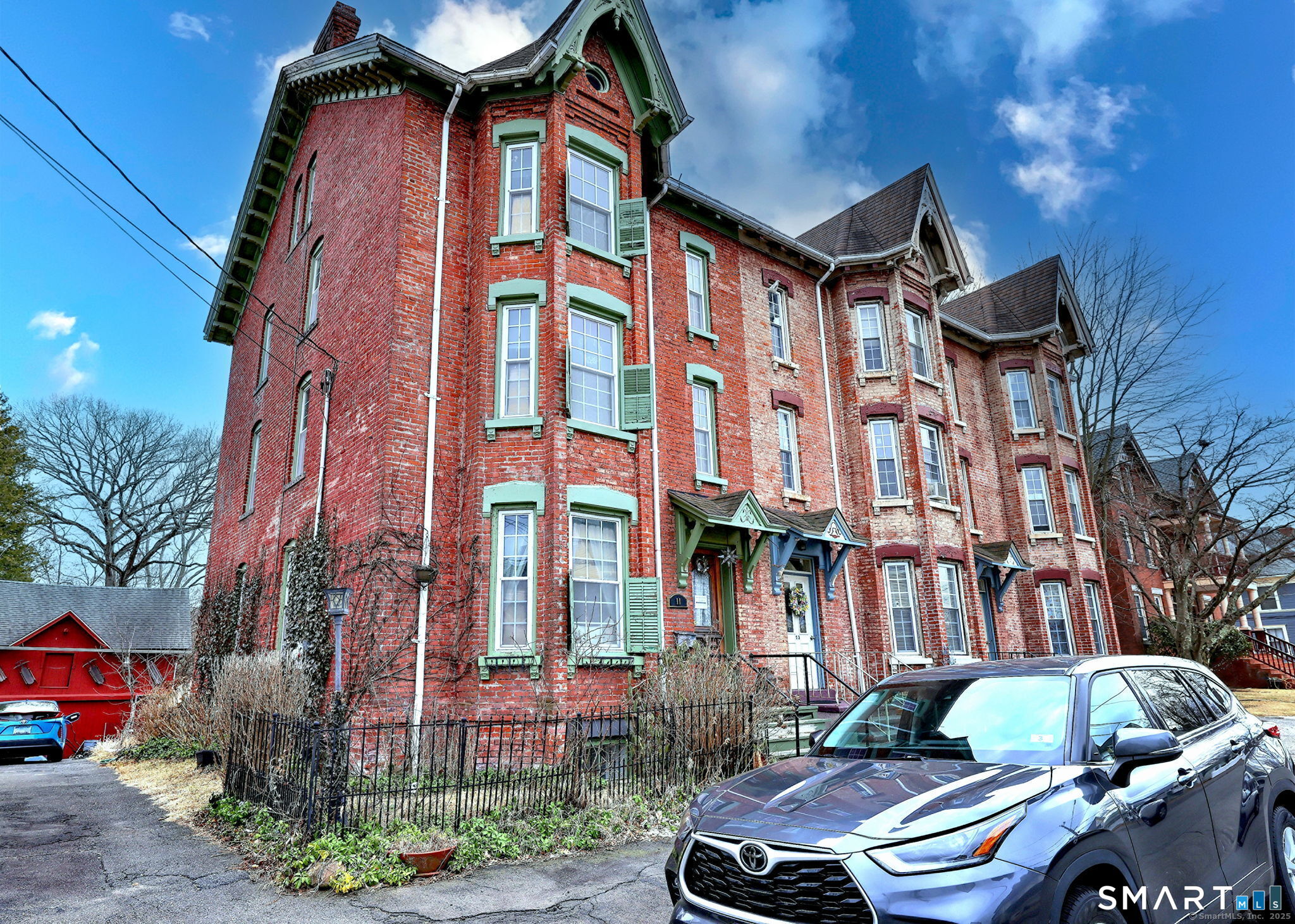 11 William Street Property Photo 3