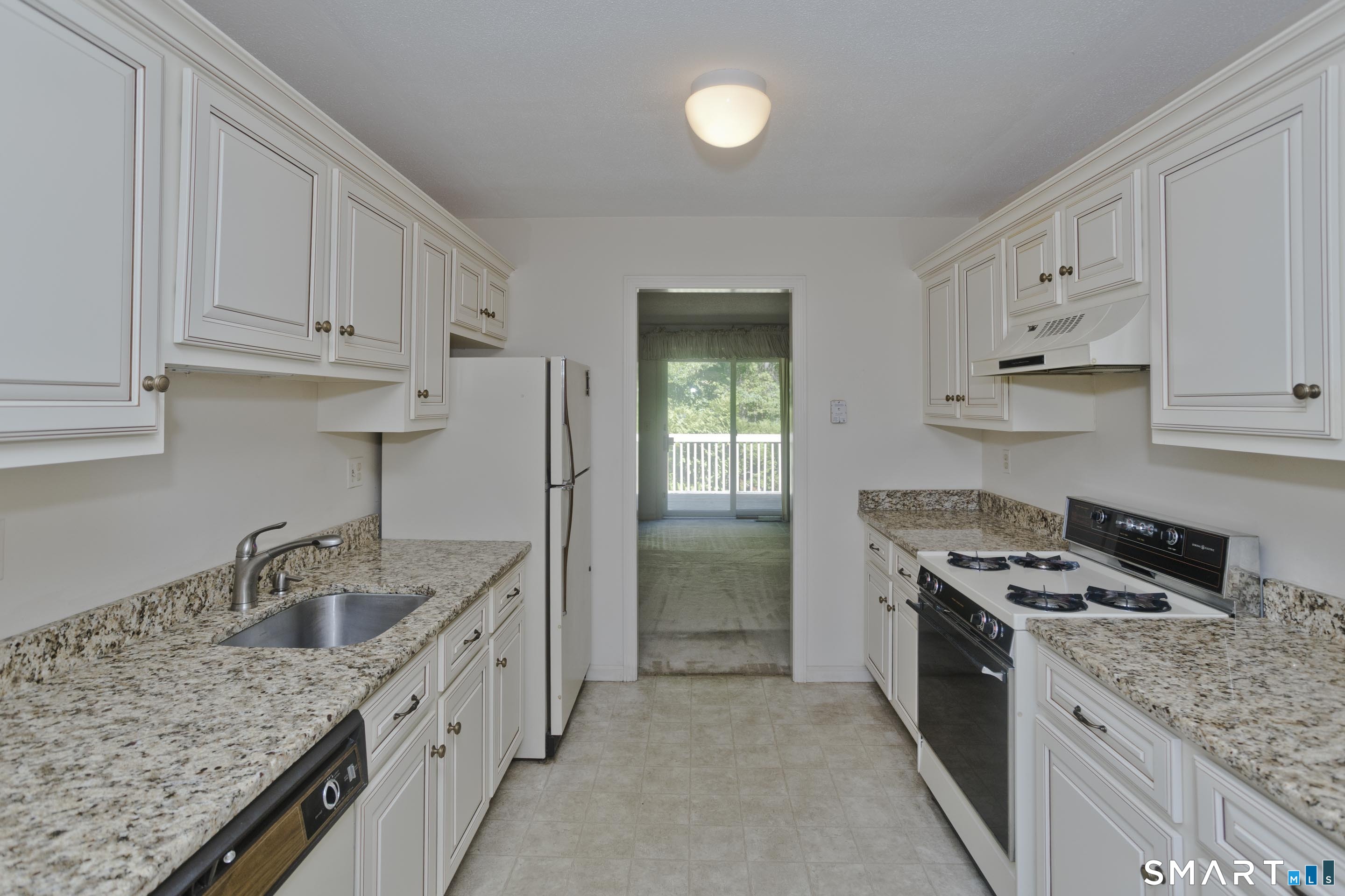465 The 465 Meadows Property Photo 5