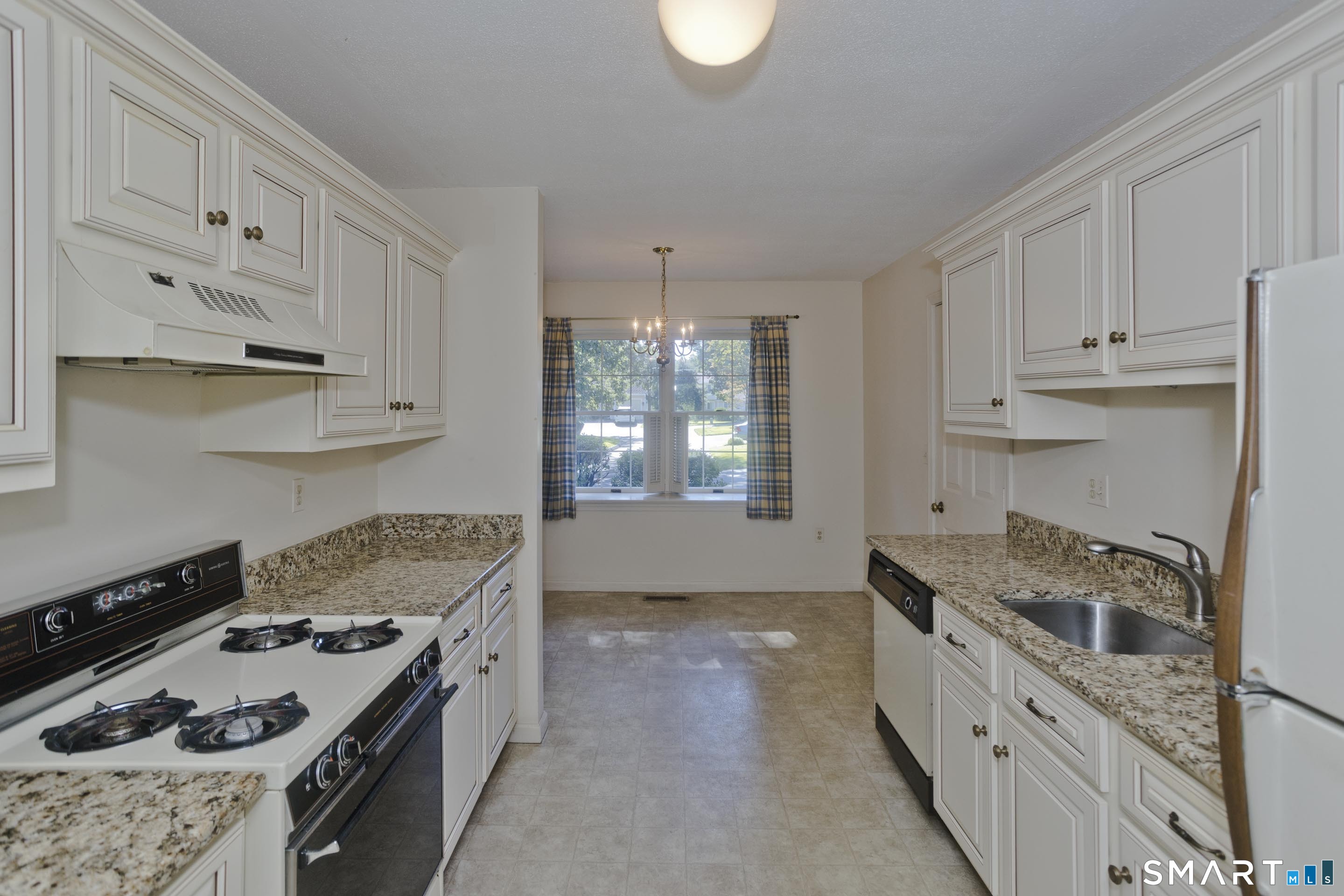 465 The 465 Meadows Property Photo 10