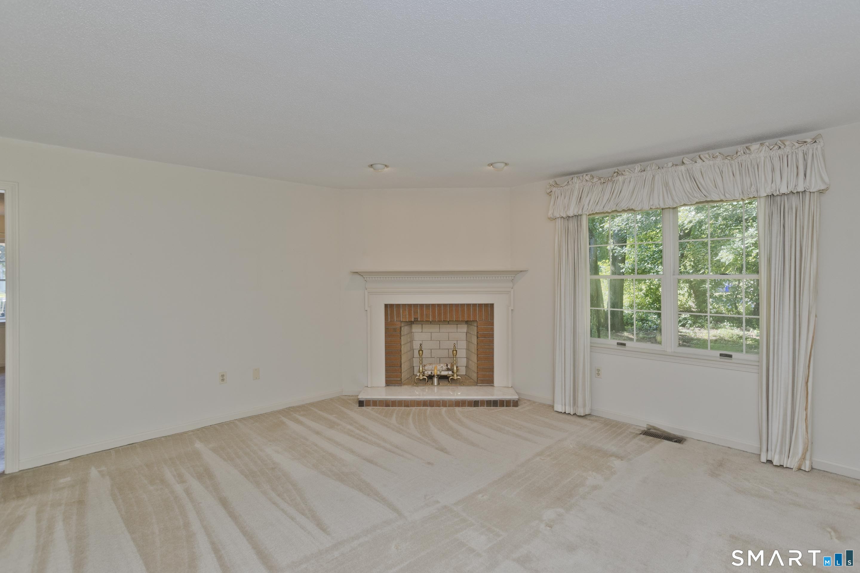 465 The 465 Meadows Property Photo 14